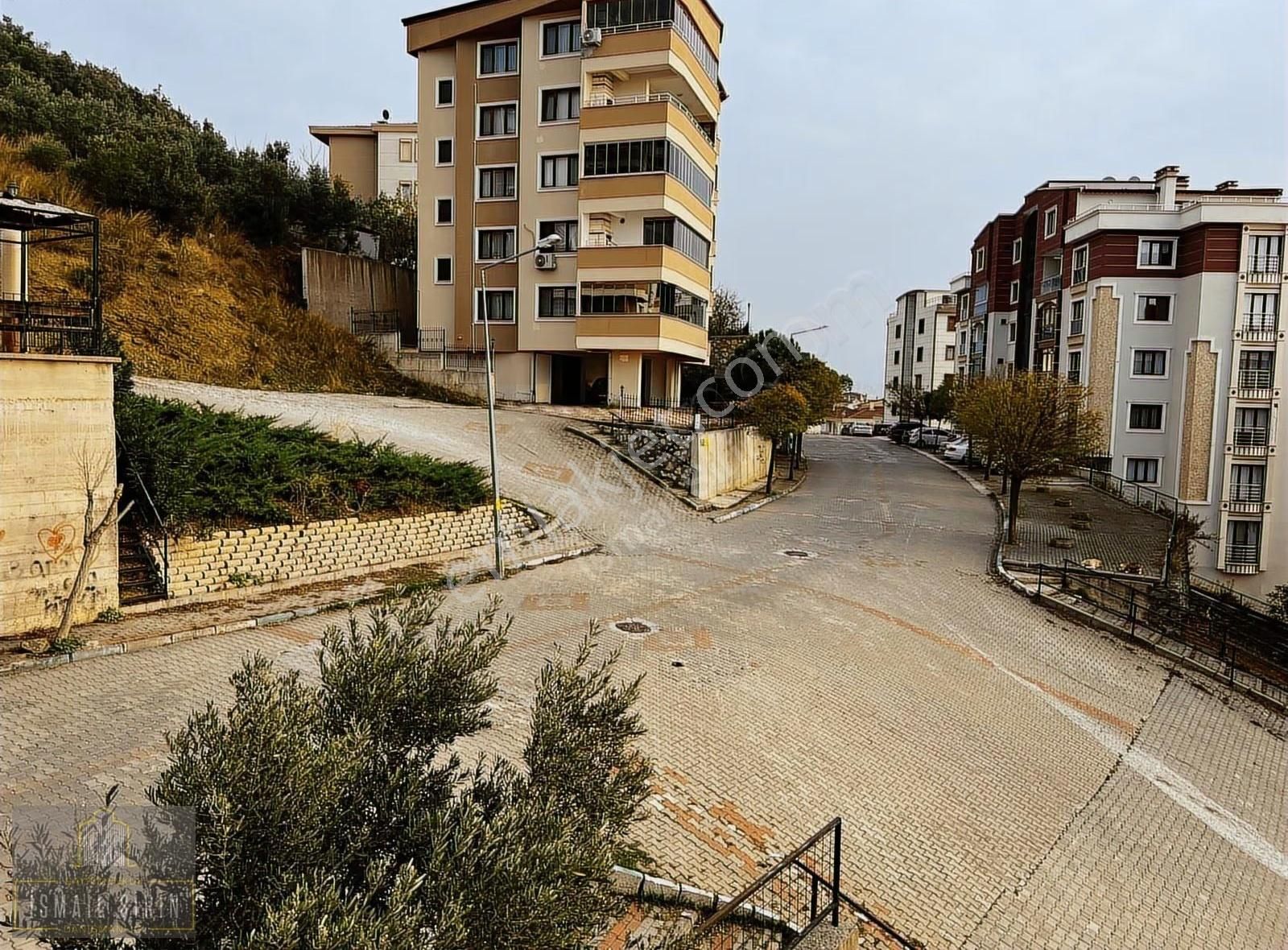 Şirinden Manastırda Deniz Manzaralı Masrafsız Ara Kat 3+1 Daire - Görsel 12