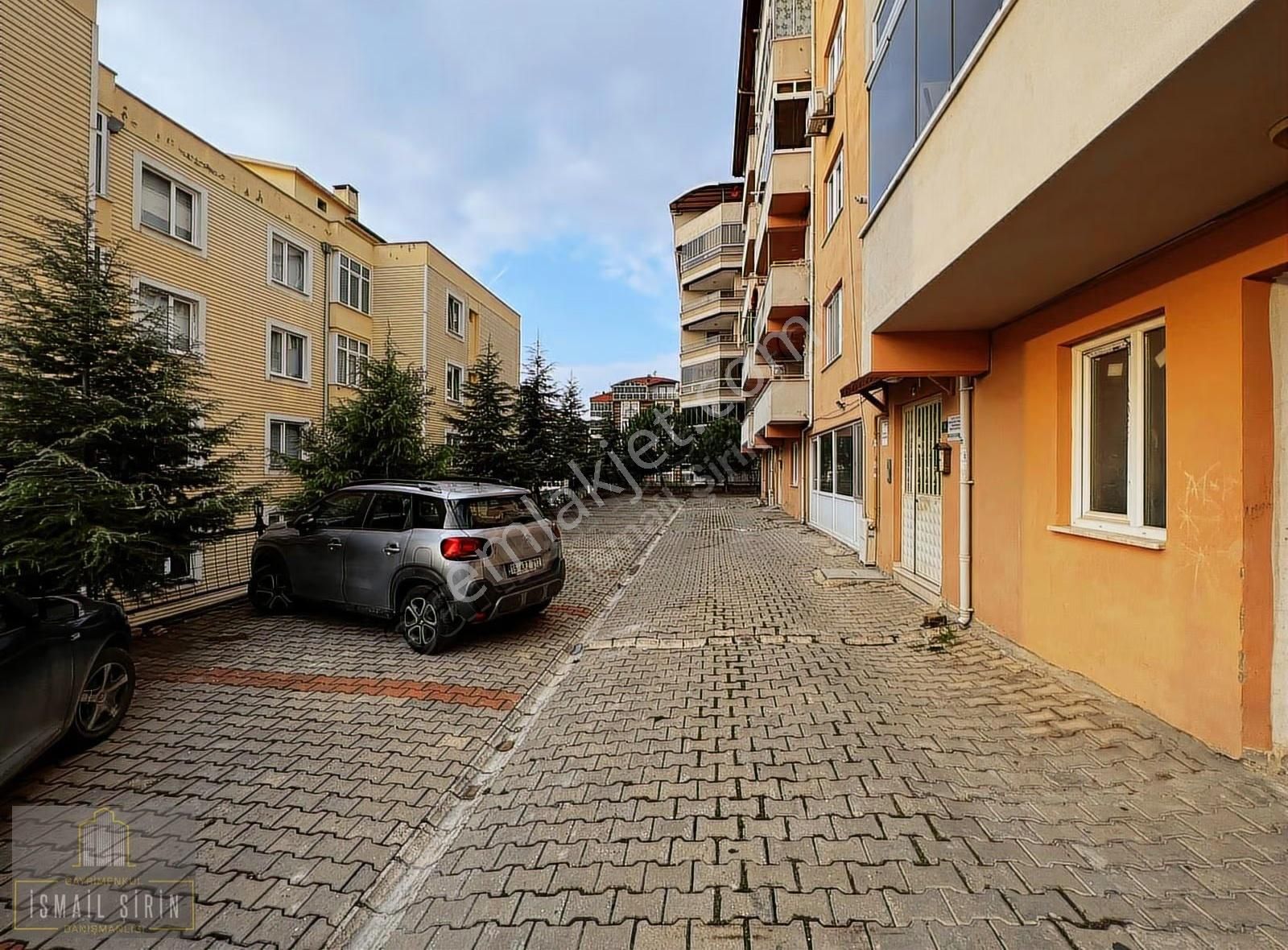 Şirinden Manastırda Deniz Manzaralı Masrafsız Ara Kat 3+1 Daire - Görsel 2