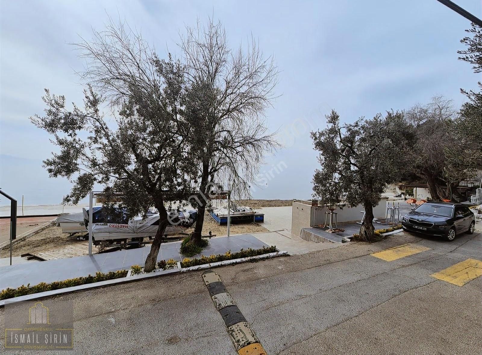 İsmailşirindn Narlı Yolu Üzeri Denize Sıfır Sitede Ara Kat Daire - Görsel 21