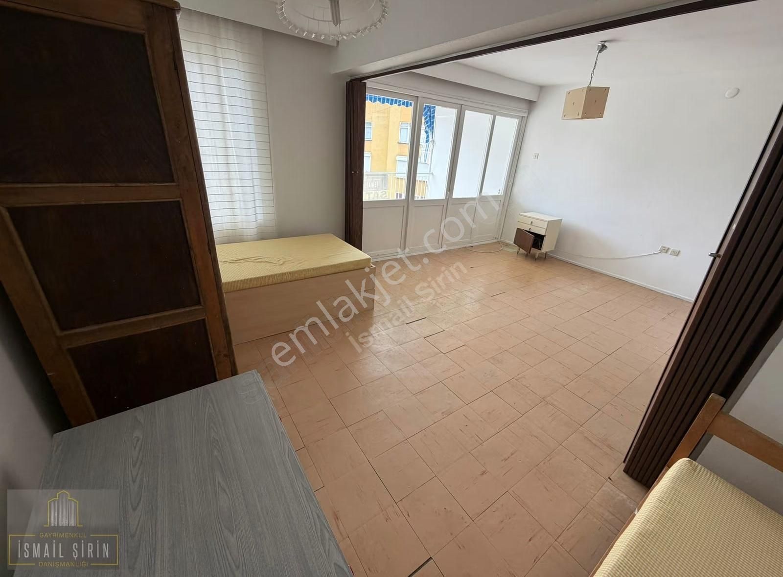 İsmailşirindn Narlı Yolu Üzeri Denize Sıfır Sitede Ara Kat Daire - Görsel 17