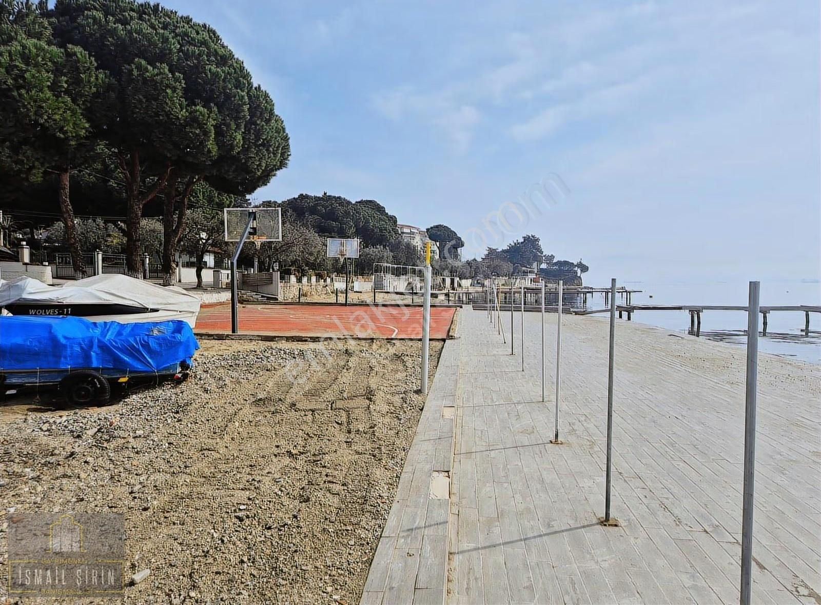 İsmailşirindn Narlı Yolu Üzeri Denize Sıfır Sitede Ara Kat Daire - Görsel 18