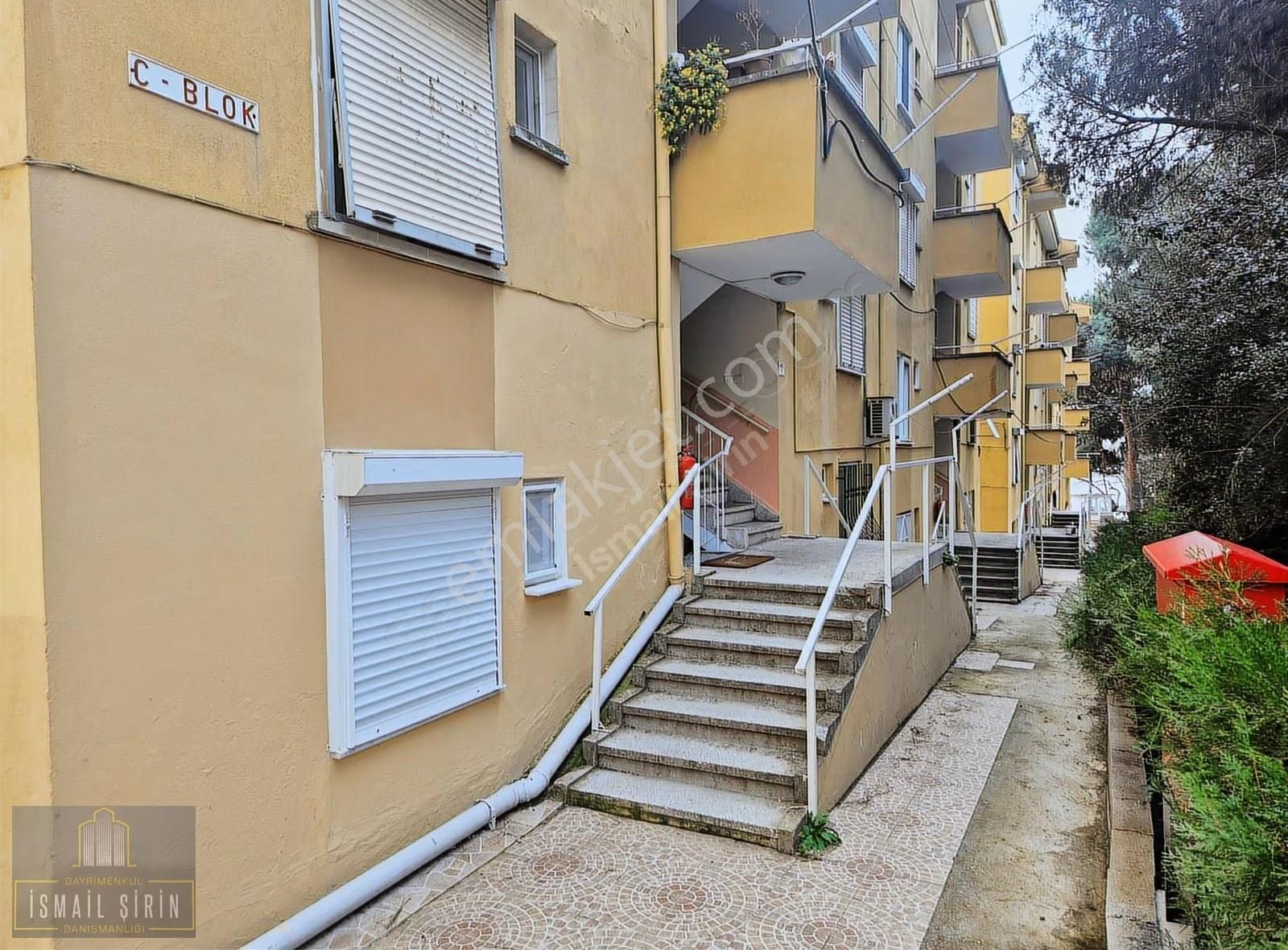 İsmailşirindn Narlı Yolu Üzeri Denize Sıfır Sitede Ara Kat Daire - Görsel 2