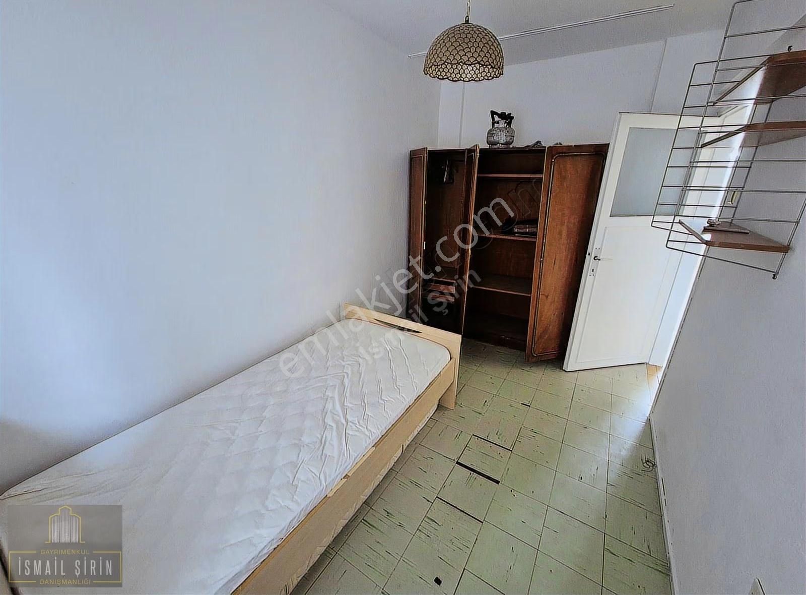 İsmailşirindn Narlı Yolu Üzeri Denize Sıfır Sitede Ara Kat Daire - Görsel 7