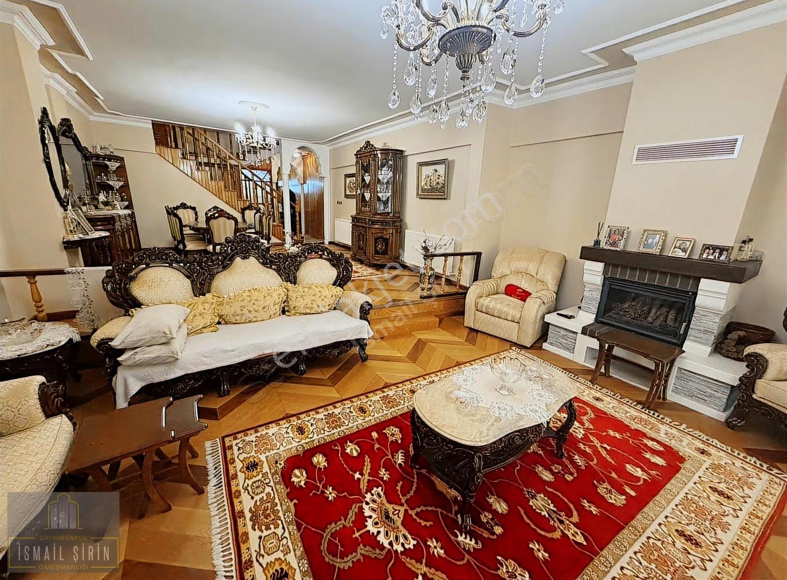 Şirinden Manastırda Harikadeniz Manzaralı Bakımlı Müstakil Villa