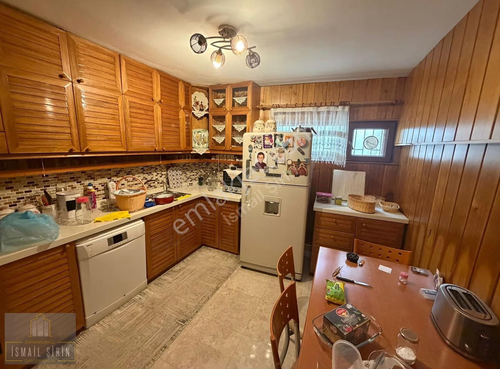 Şirinden Manastırda Harikadeniz Manzaralı Bakımlı Müstakil Villa - Görsel 14