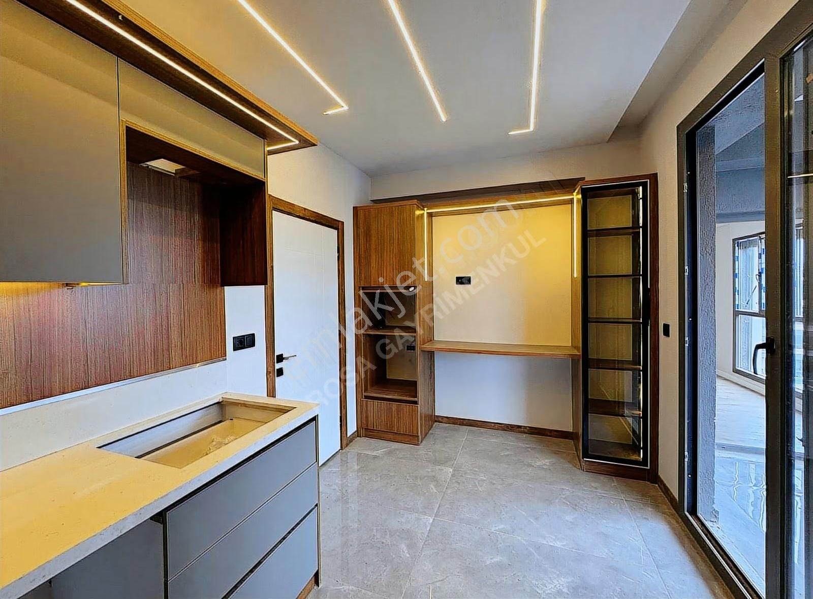 Rosa Gayrimenkul'den Torbalı'da Satılık Lüks 3+1 Daire