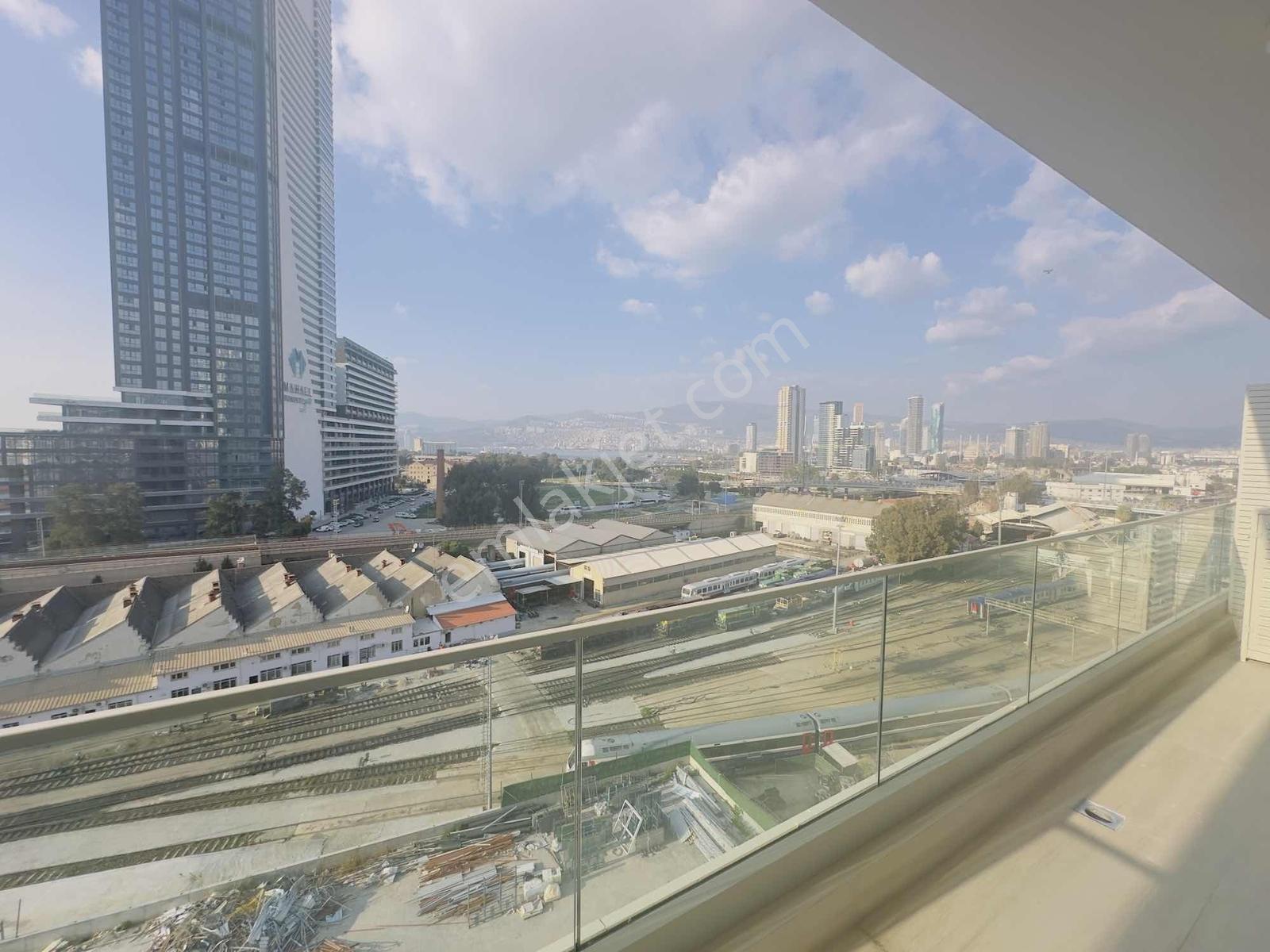 Megapol İzmir Deniz Manzaralı Brüt 130m2 Kiralık 2+1 Rezidans - Görsel 4