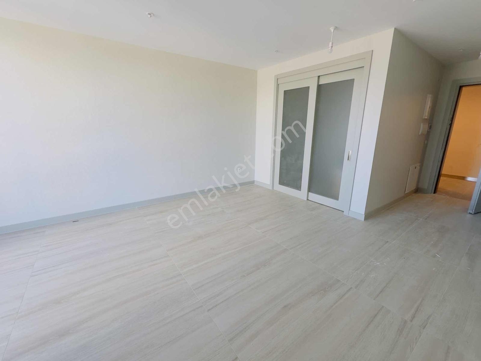 Megapol İzmir Deniz Manzaralı Brüt 130m2 Kiralık 2+1 Rezidans - Görsel 8