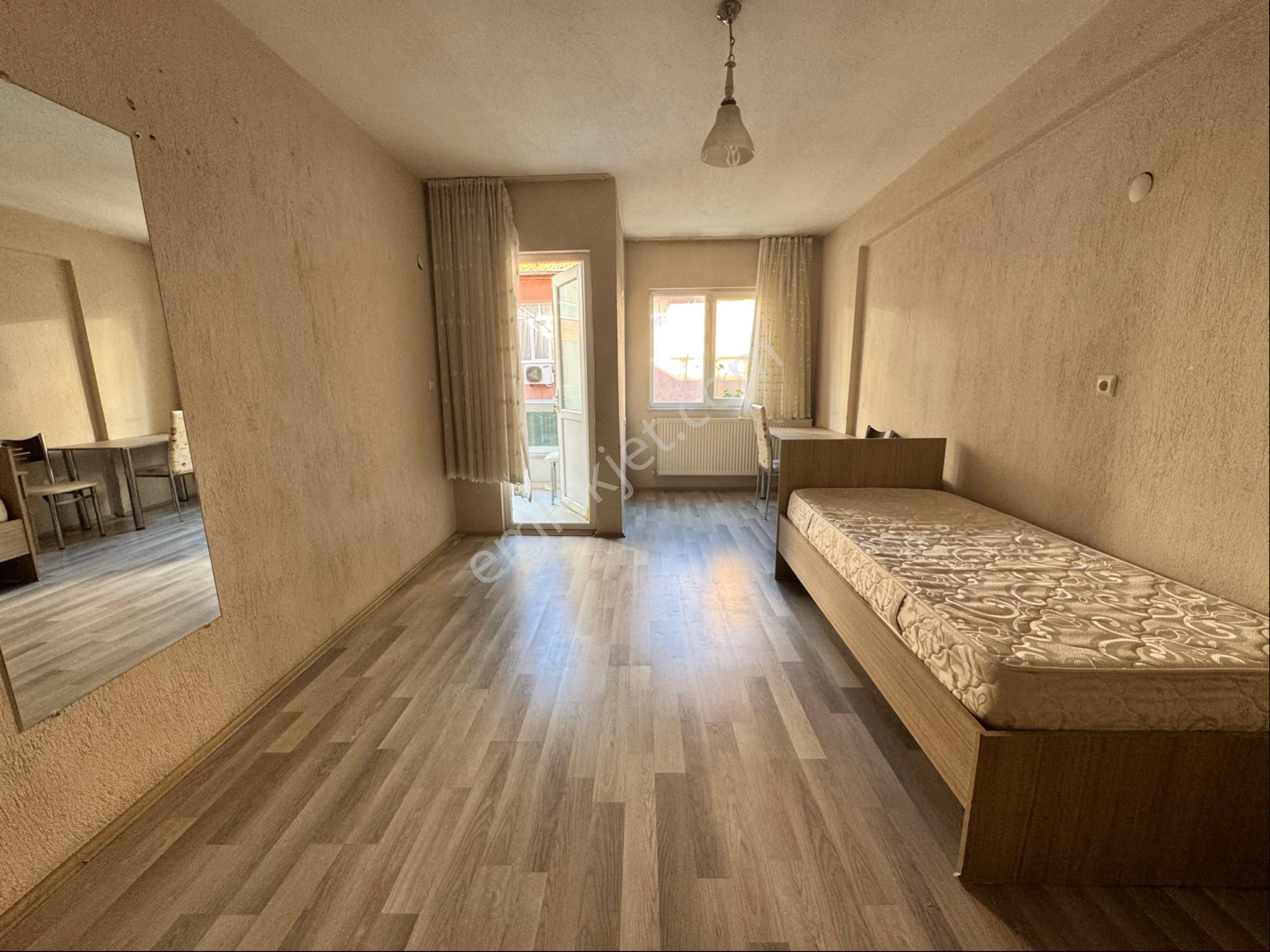 Turan Mahallesinde Eşyalı Doğalgazlı Kiralık Daire