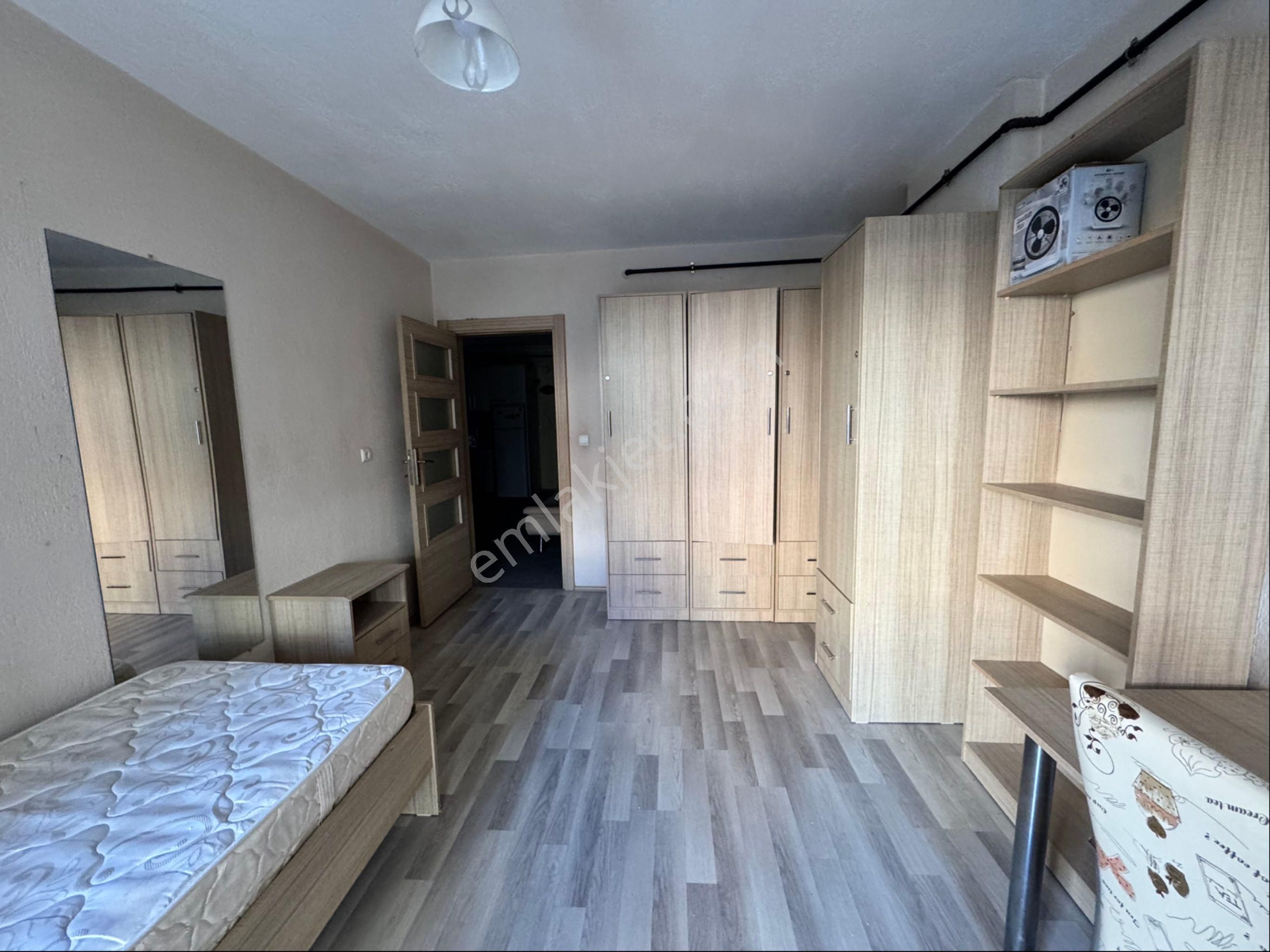 Turan Mahallesinde Eşyalı Doğalgazlı Kiralık Daire - Görsel 8