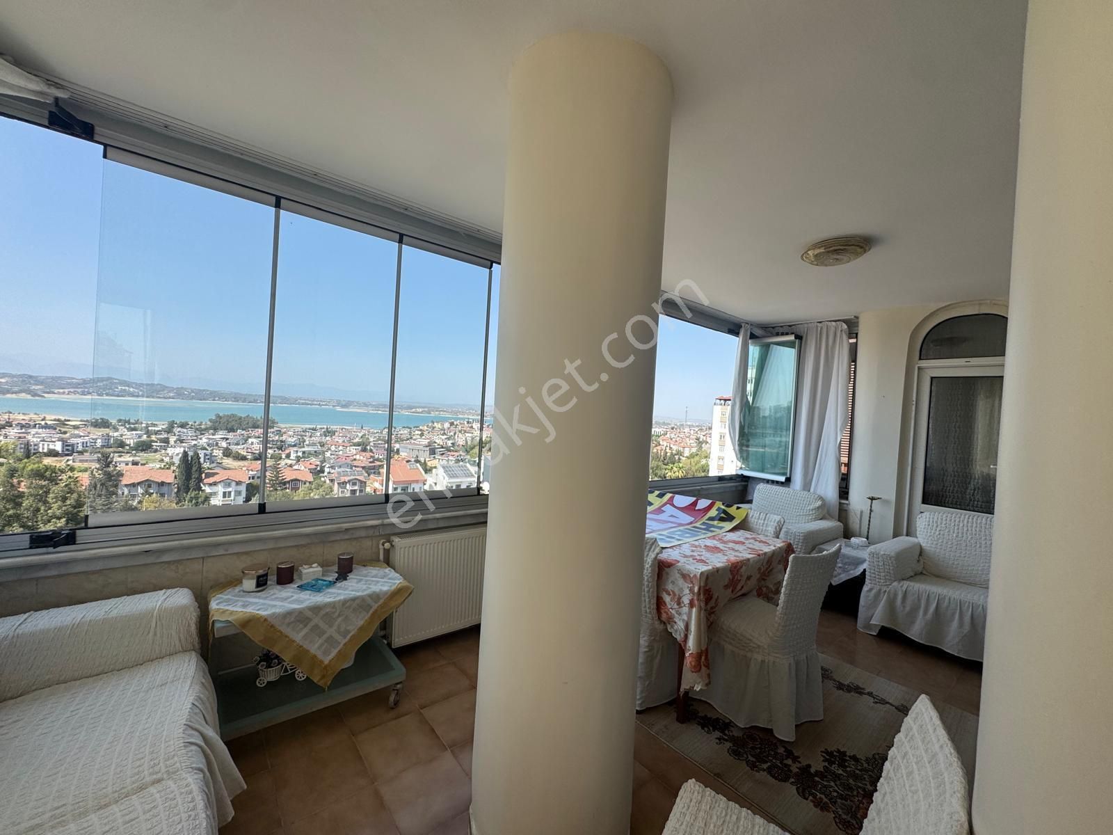 3+1s.demirel Bulvarı Göl Manzaralı Önü Kapanmaz Dgaz 185m2 Hasarsız 2balkon Oda Büyüklüğü Kiler