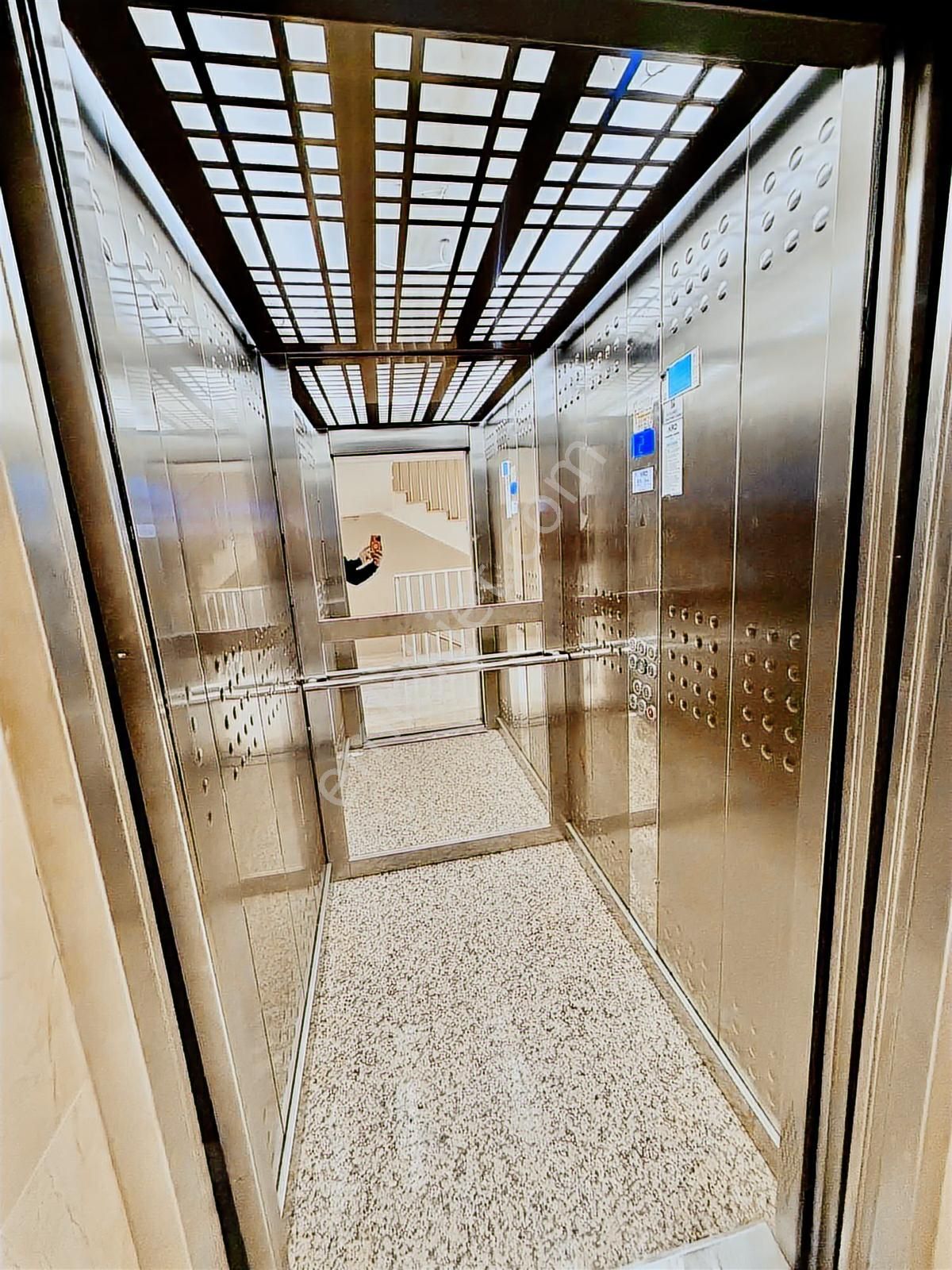 Emekli Tokide 2+1 Eşyasız Ayrı Mutfaklı Fırsat Satılık Daire - Görsel 5