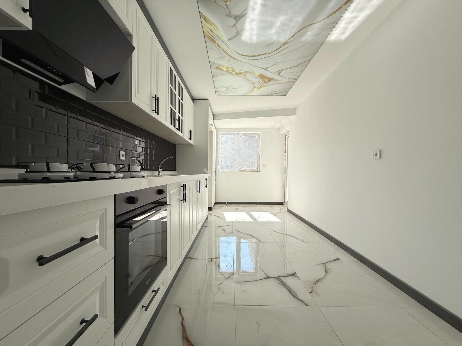 Yuvam'dan Okullar Bölgesinde Ultra Lüx 4+1 Arakat Kaçmaz Fiyata