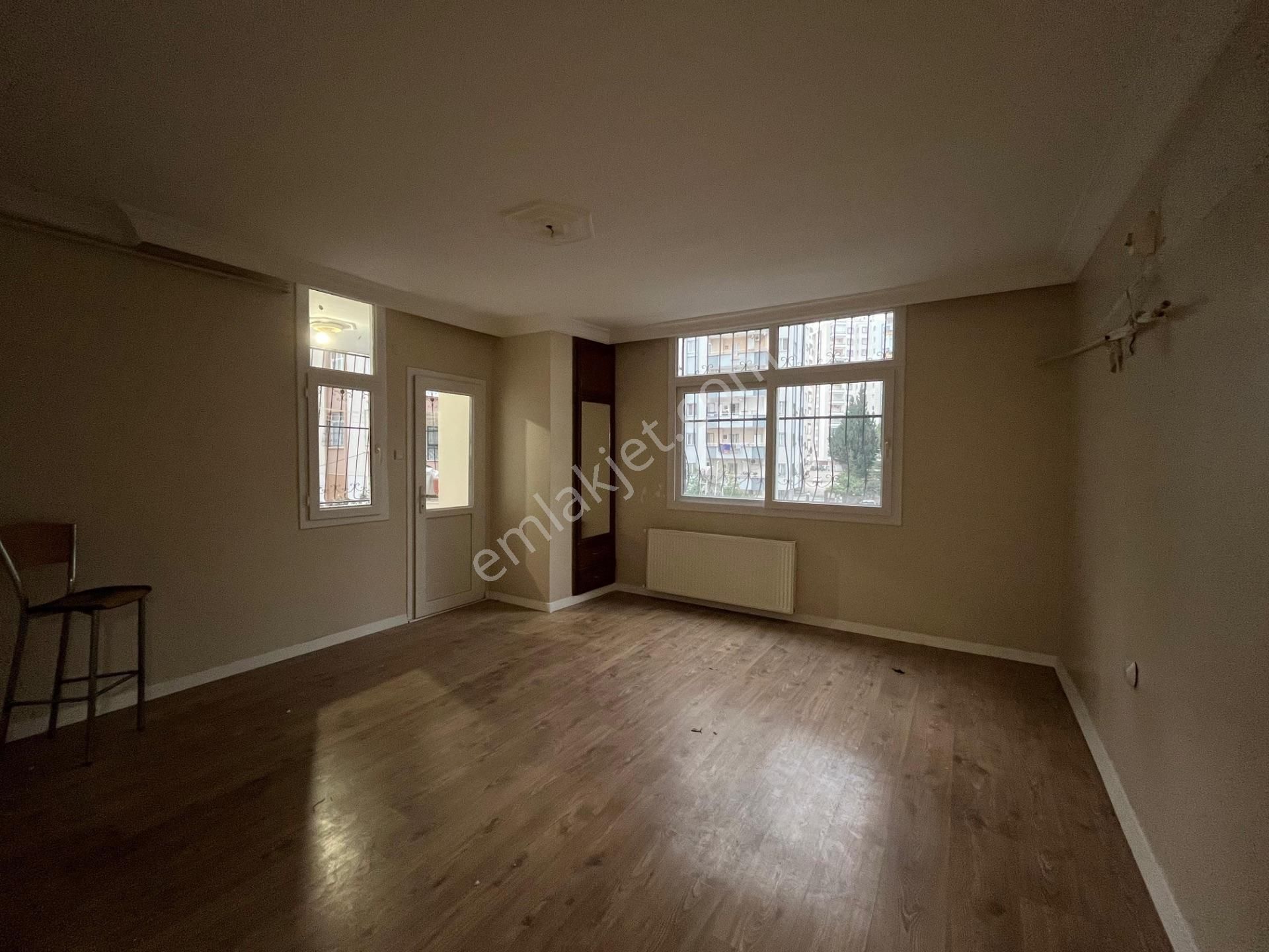 3+1 Güzelyalı 10-1katı Dgaz Kap.mutfak G.odası Geniş Kgb Cephe 185m2 Araç Takas Olur Hasarsız - Görsel 2