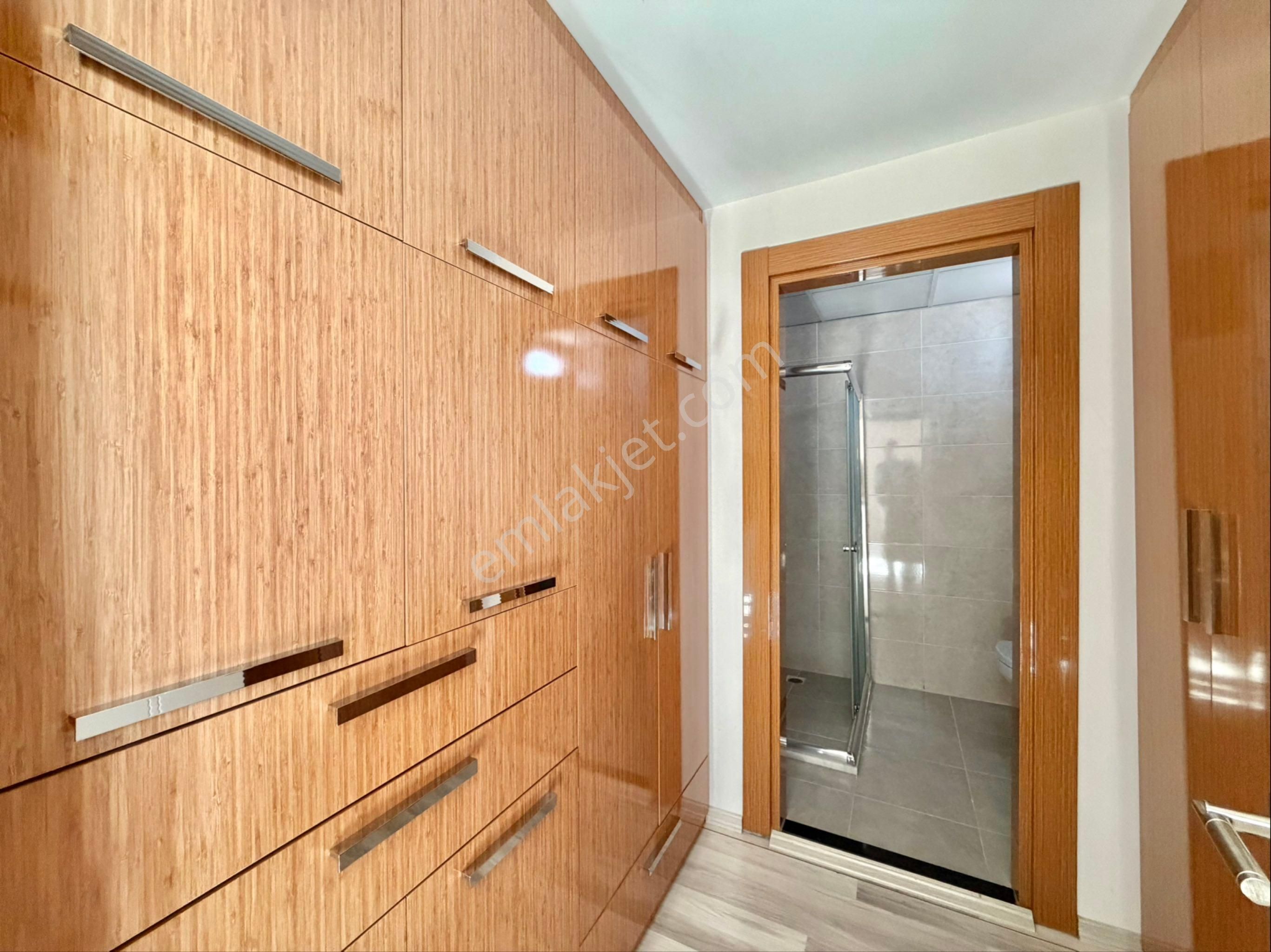 Lunapark Kavşağında Ultra Lüx Tertemiz Acil Fırsat Satılık Daire - Görsel 15