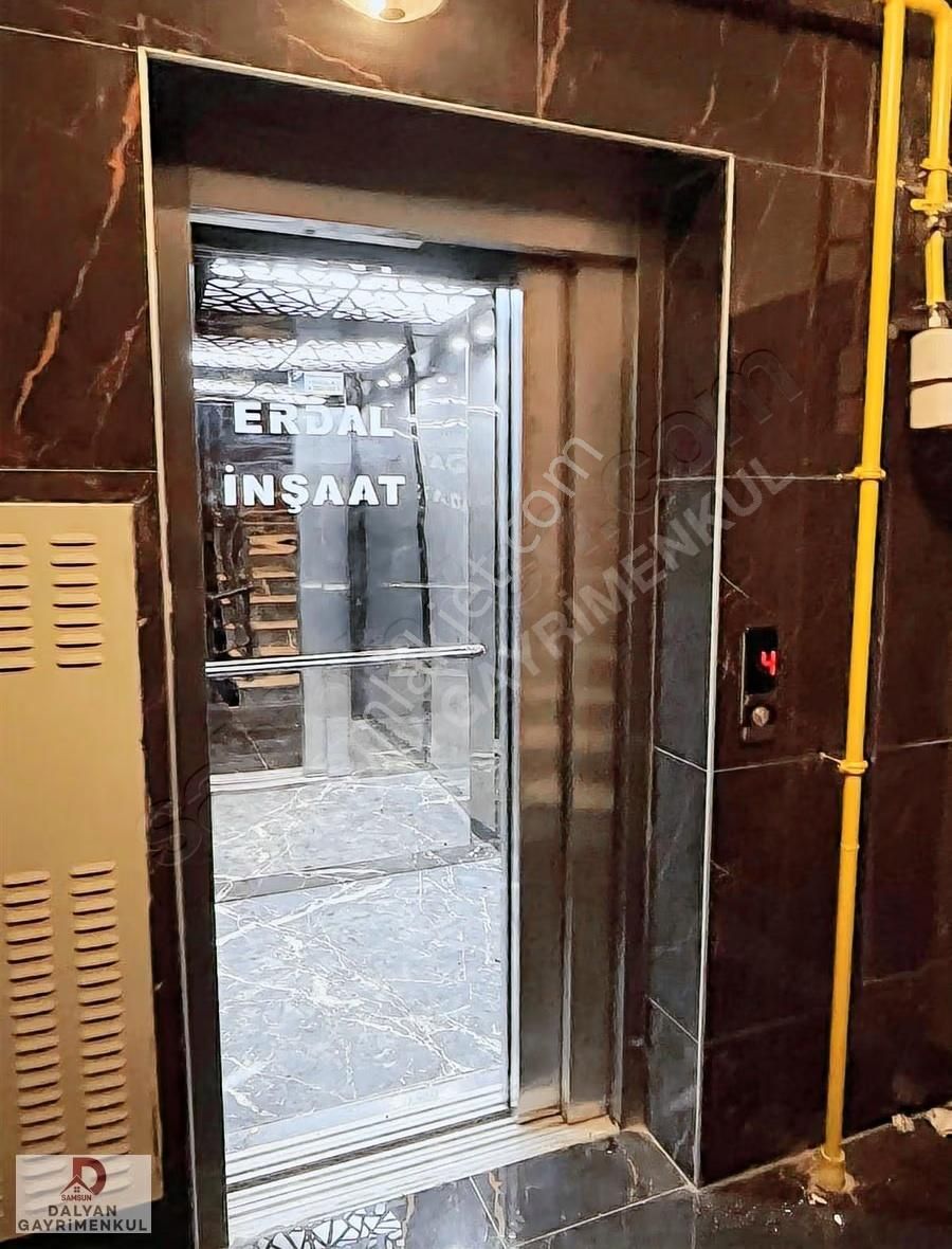 Tramvay Altı ,anayola Ve Sahile Yakın Arayanlara !1+1 Eşyalı - Görsel 18