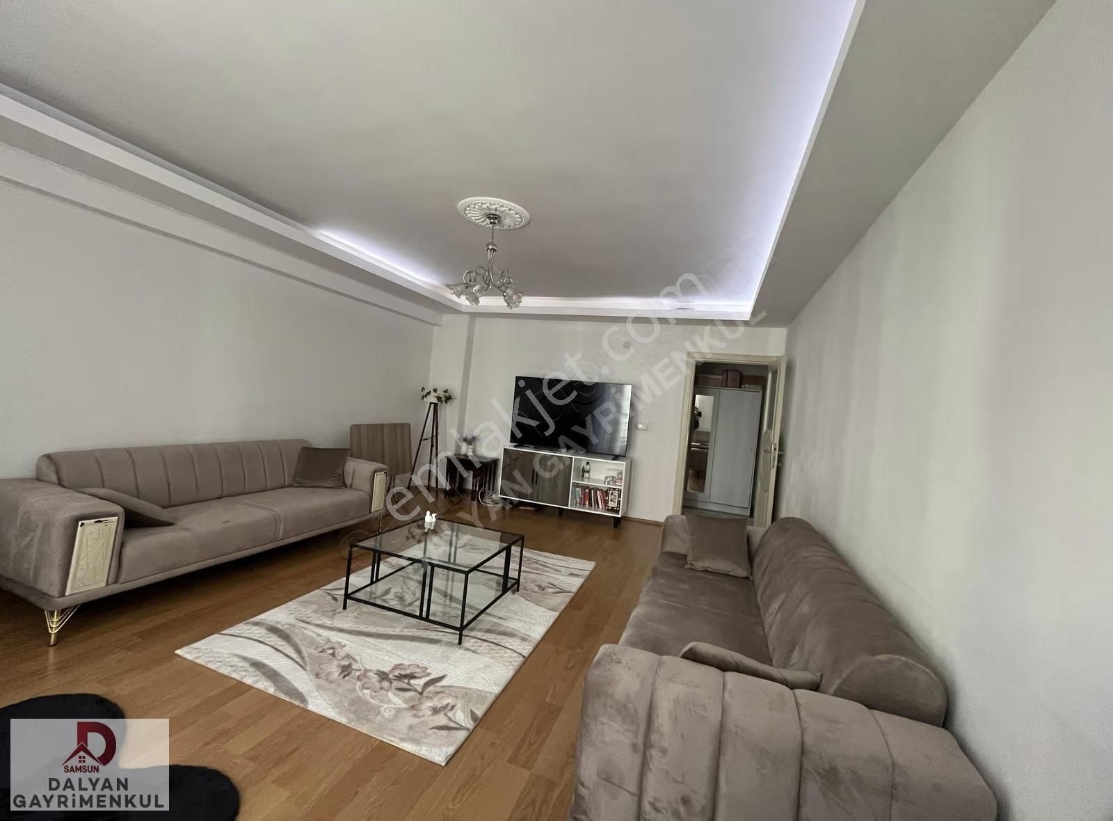 İlkadım Kıranda Harika Konumda Fırsat Satılık 2+1 - Görsel 8