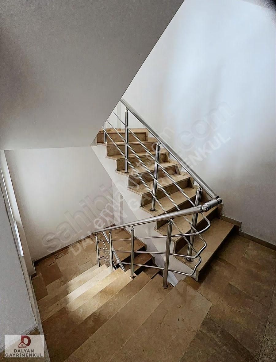 İlkadım Kıranda Harika Konumda Fırsat Satılık 2+1 - Görsel 23