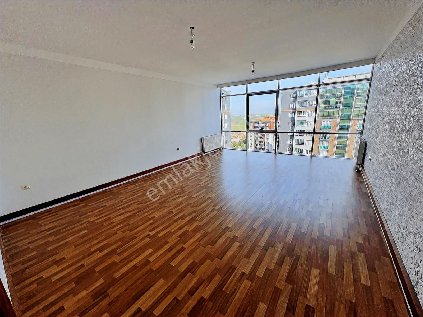 Emlaklar Imperıalland Sitesinde Havuz Cephe 3+1 Kiralık Daire - Görsel 7