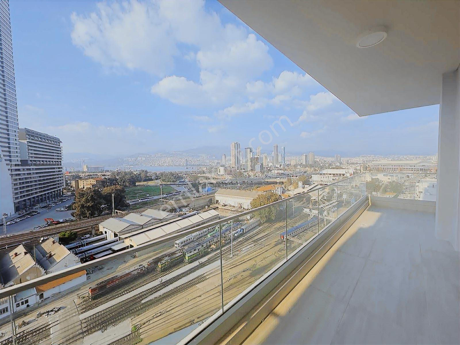 Megapol İzmir Deniz Manzaralı Brüt 205 M2 Kiralık Rezidans - Görsel 29