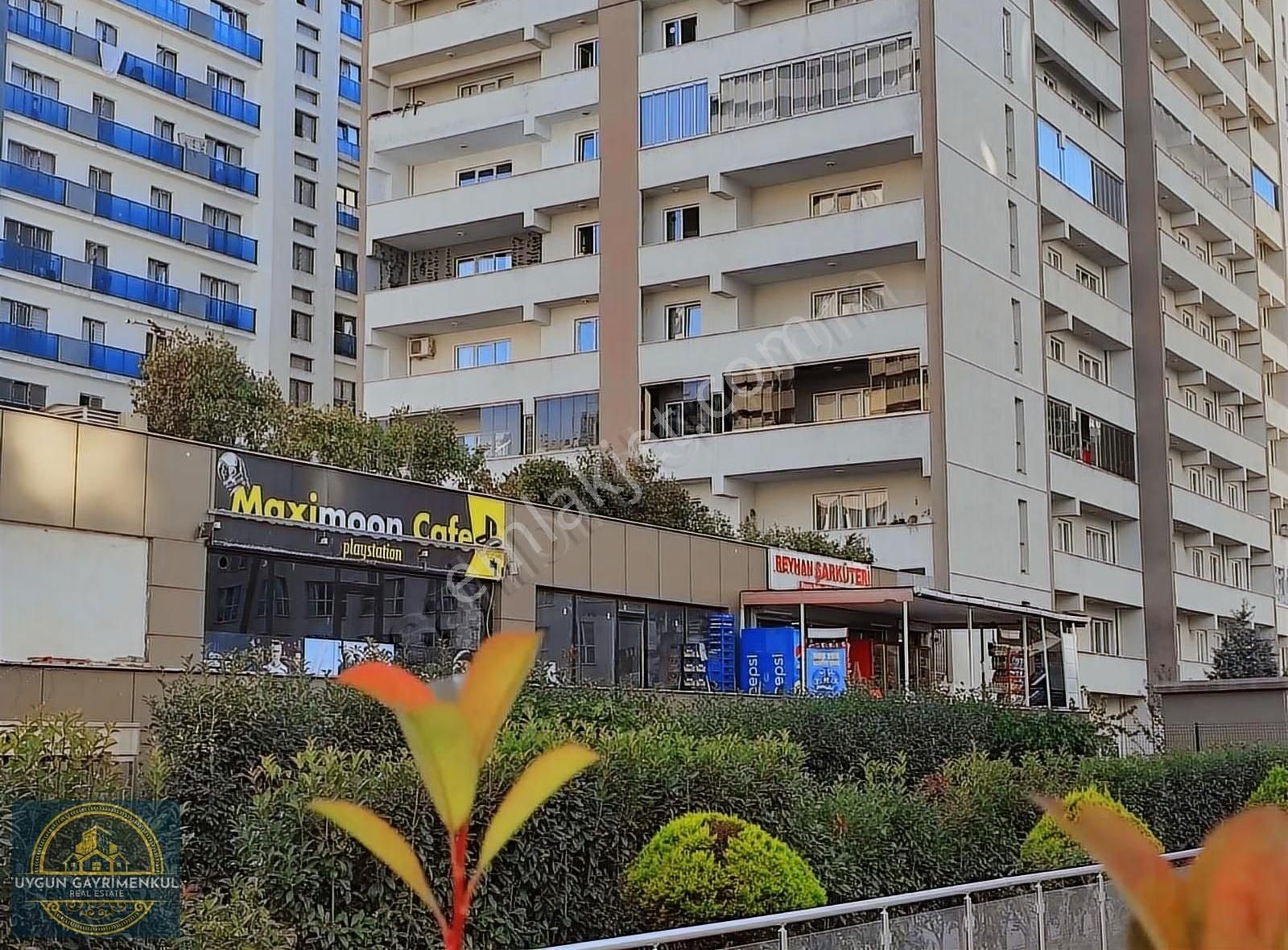 Havuz Cepheli, Site İçi, Ful Yeni Eşyalı Kiralık 2+1 Daire - Görsel 14