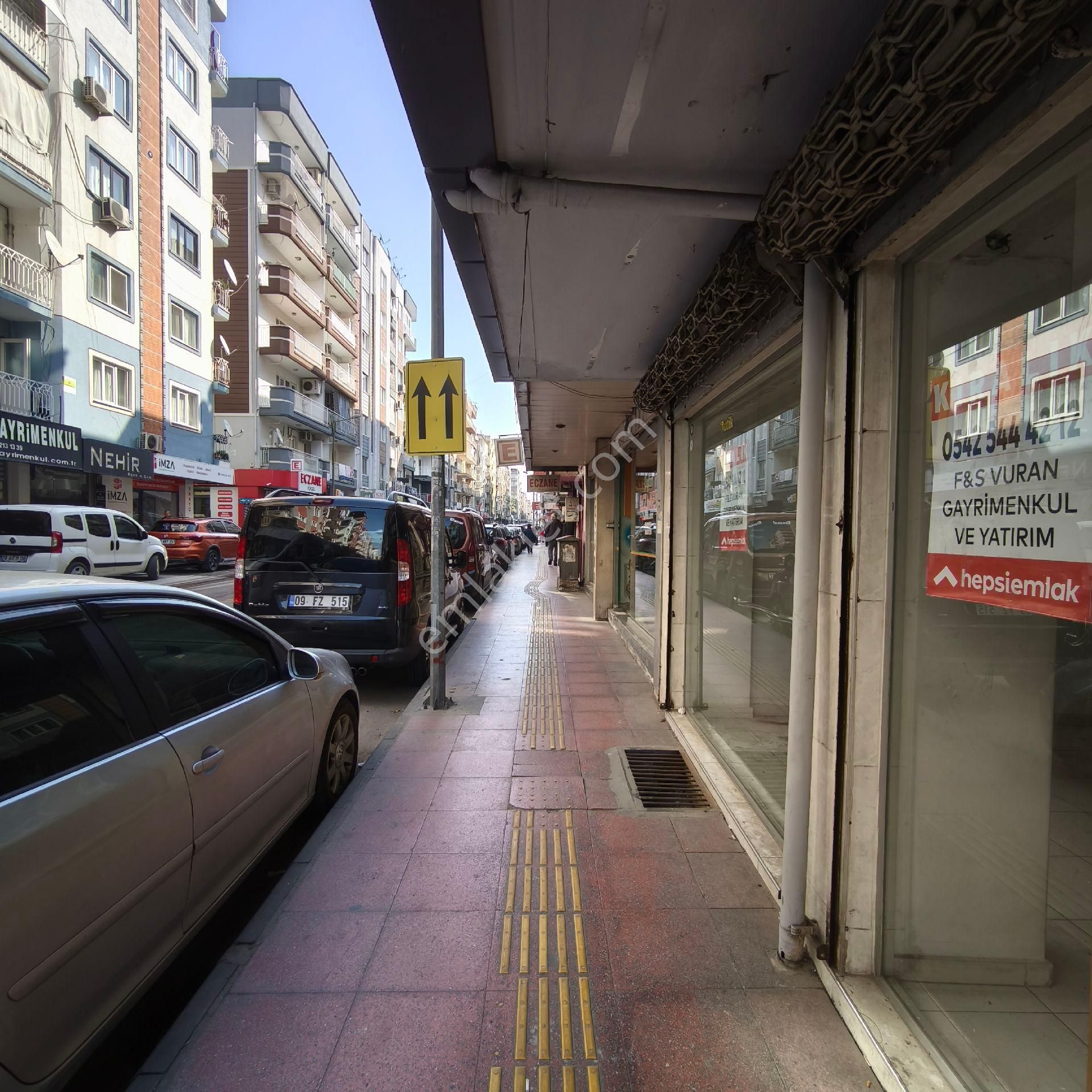 Aydın Kıbrıs Caddesi'nde , Müşteri Potansiyeli Yüksek Lokasyona Sahip Kiralık İşyeri - Görsel 6