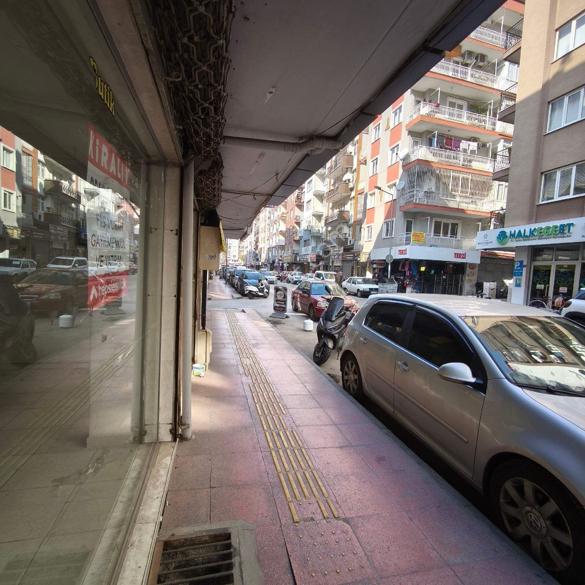 Aydın Kıbrıs Caddesi'nde , Müşteri Potansiyeli Yüksek Lokasyona Sahip Kiralık İşyeri - Görsel 5