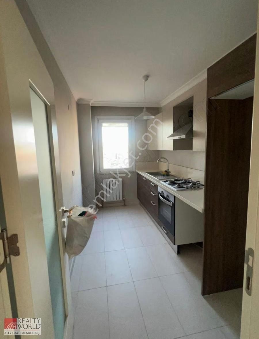 Kağıthane Merkez Ana Cadde Üzeri Rezidansta 2+1 Satılık Daire - Görsel 7