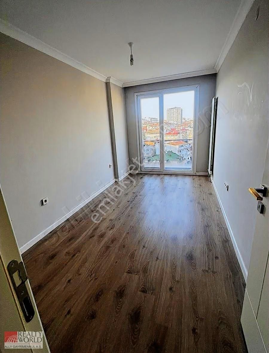 Kağıthane Merkez Ana Cadde Üzeri Rezidansta 2+1 Satılık Daire - Görsel 9