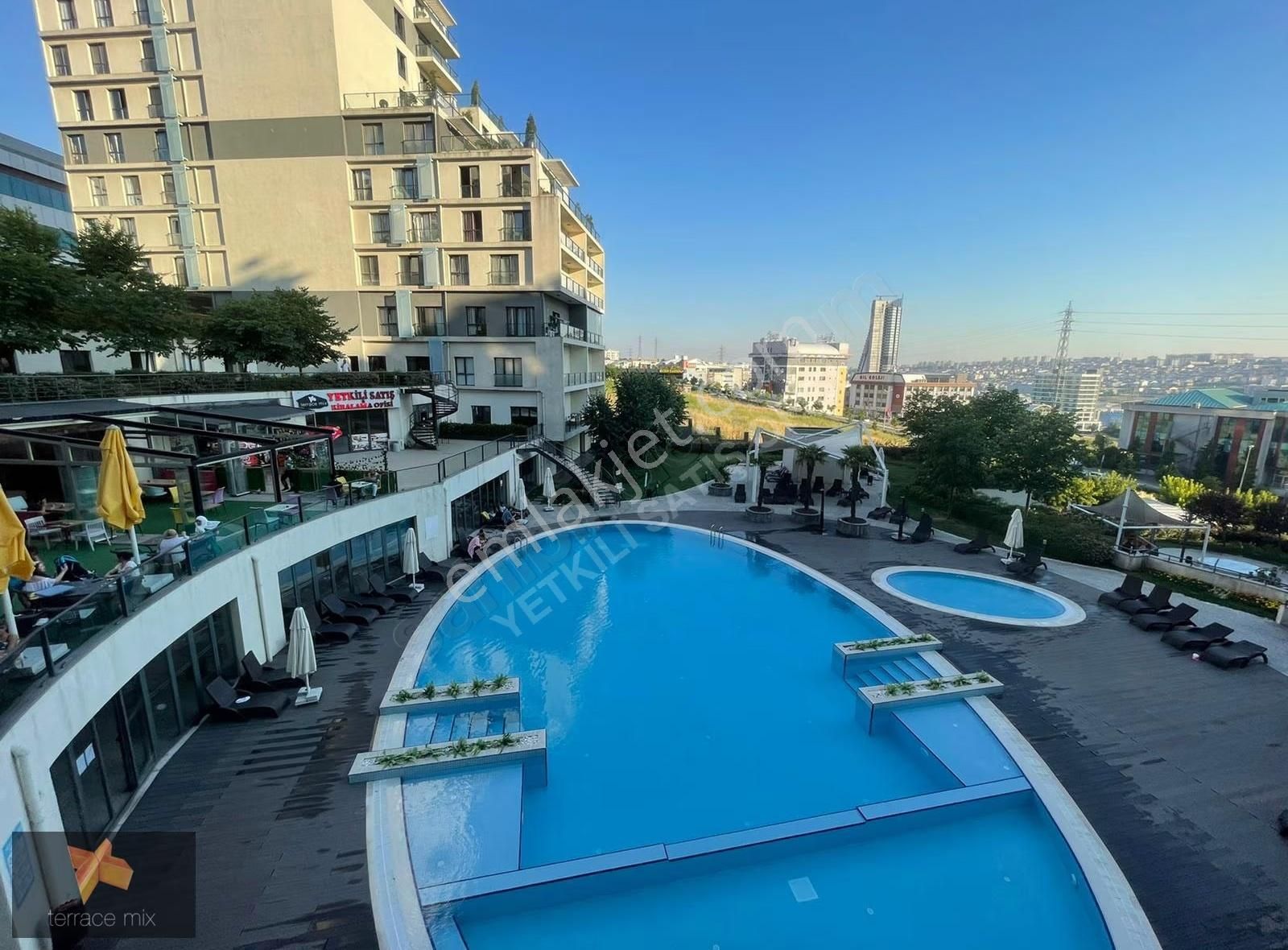 Terrace Mix 1+1 Havuz Cephe Eşyalı Yüksek Tavan Büyük Tip