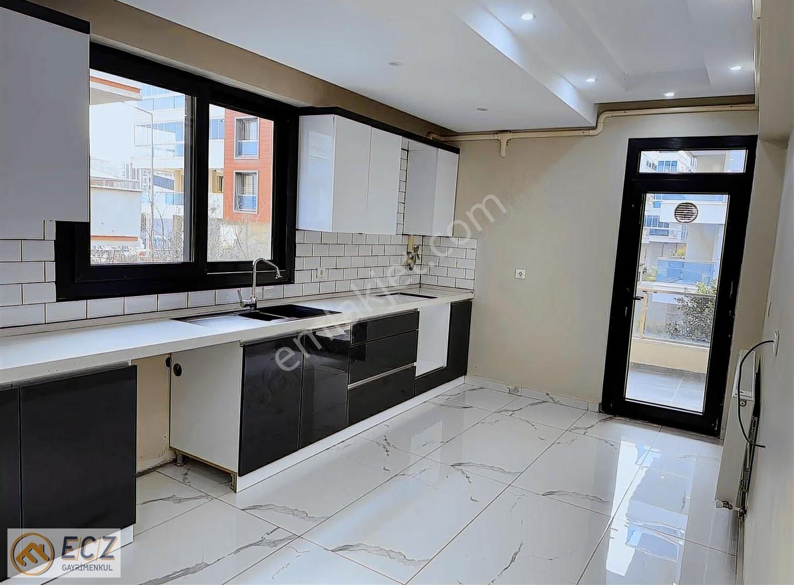 Ecz Gayrimenkul Den Satılık 3+1 Sıfır Lüx Daire Kurtuluş Mah - Görsel 12