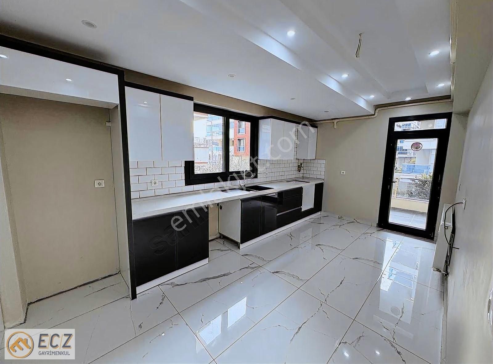 Ecz Gayrimenkul Den Satılık 3+1 Sıfır Lüx Daire Kurtuluş Mah