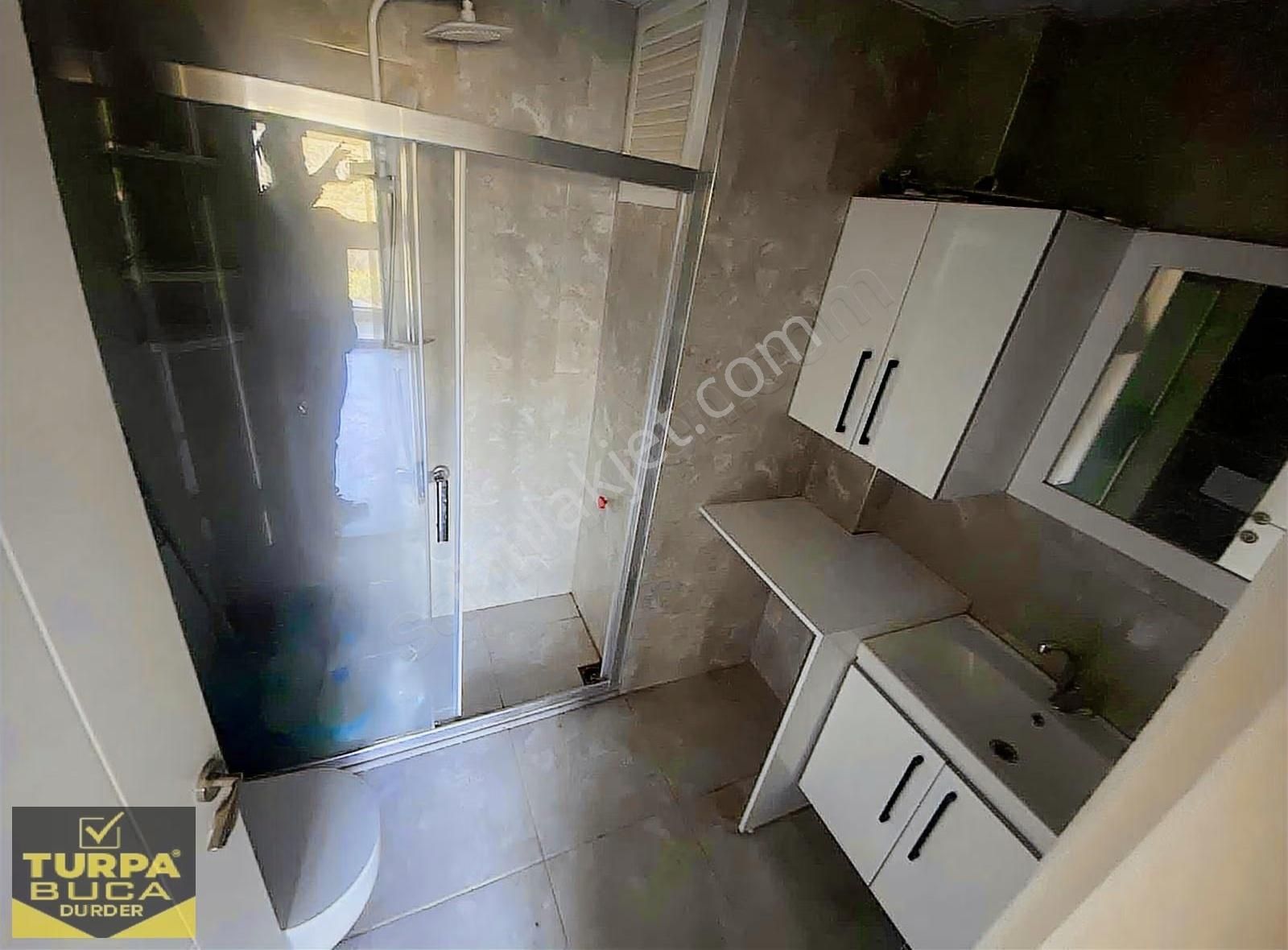 Şirinkapı' Da 1+1 Yerden Isıtmalı, Asansörlü Balkonlu Daire - Görsel 5