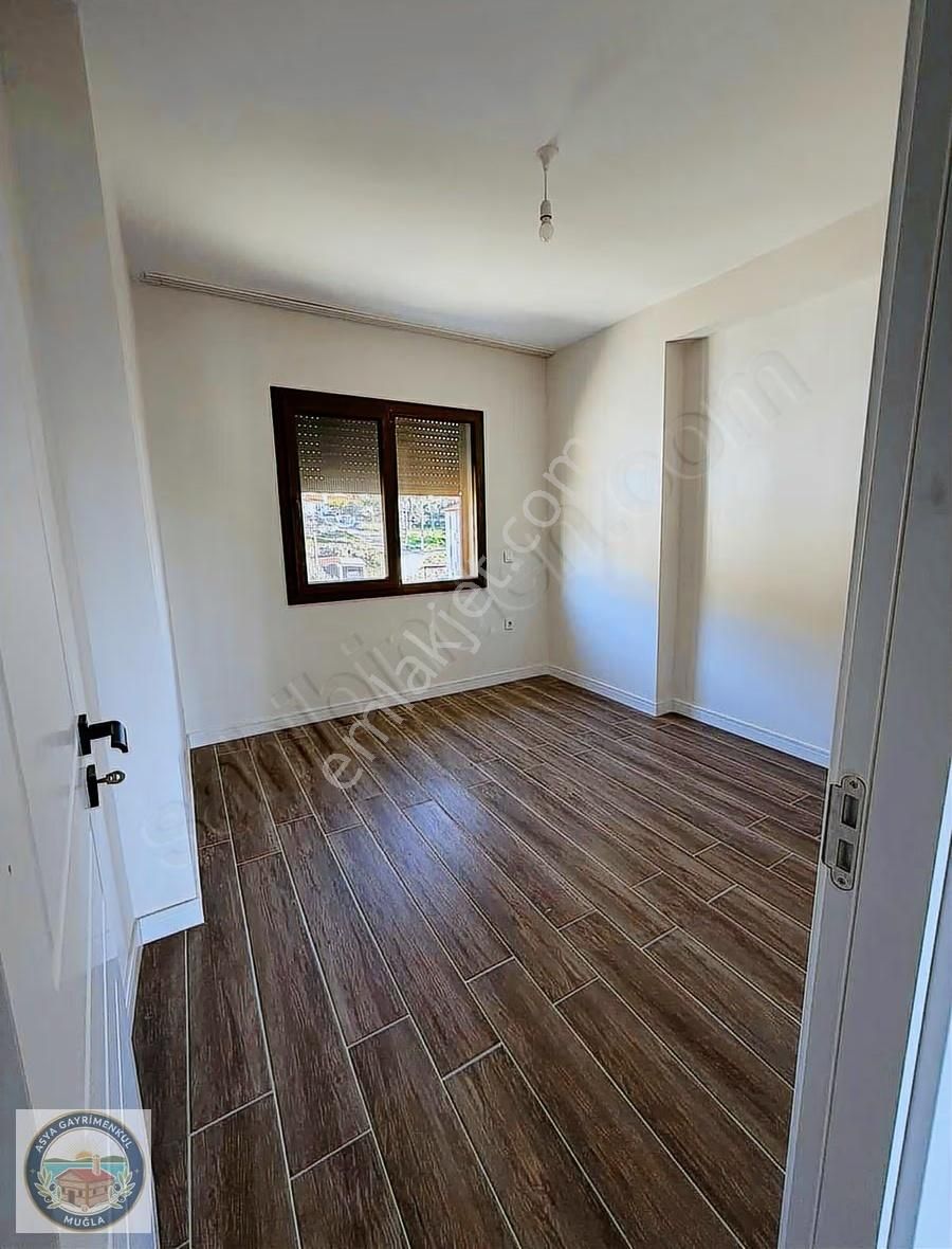 Ula Merkez Çarşıda Kiralık 2+1 Daire - Görsel 11