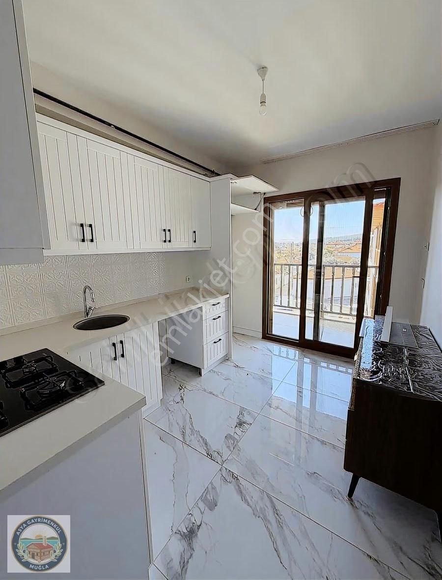 Ula Merkez Çarşıda Kiralık 2+1 Daire - Görsel 3