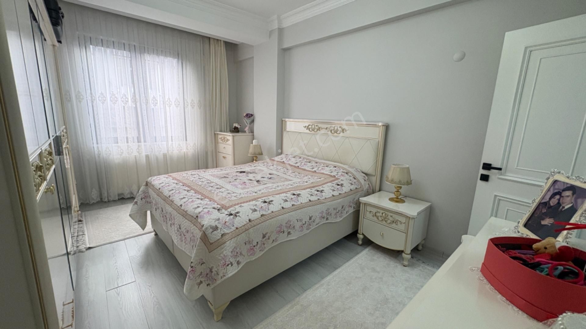 Mollateam Bayrampaşa Yıldırım Mah Merkezi Konumda Asansörlü 123 M²satılık 3+1 Geniş Aile Dai - Görsel 9