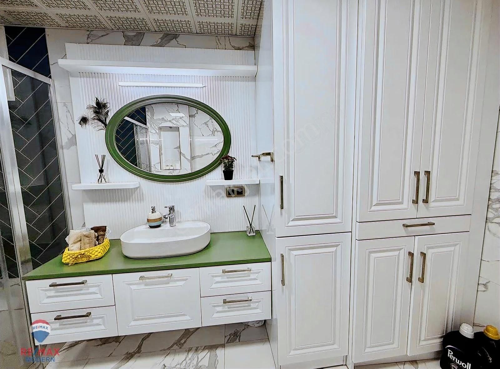 Atakum'da Prestijli Sitede Deniz Manzaralı 4+1 Daire - Görsel 28