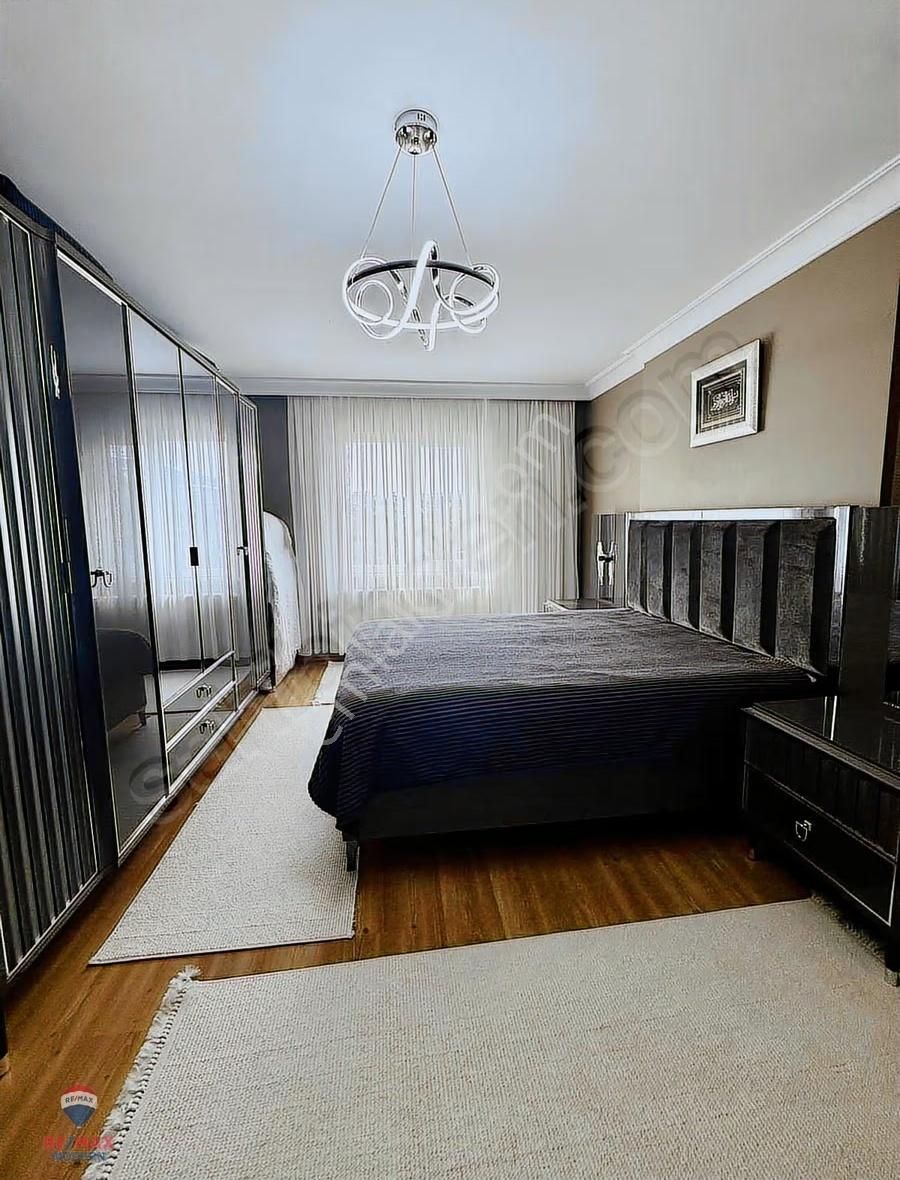 Atakum'da Prestijli Sitede Deniz Manzaralı 4+1 Daire - Görsel 7