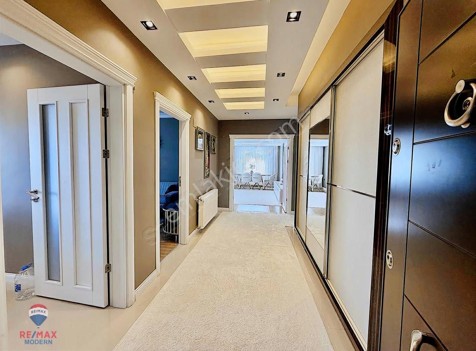 Atakum'da Prestijli Sitede Deniz Manzaralı 4+1 Daire - Görsel 31