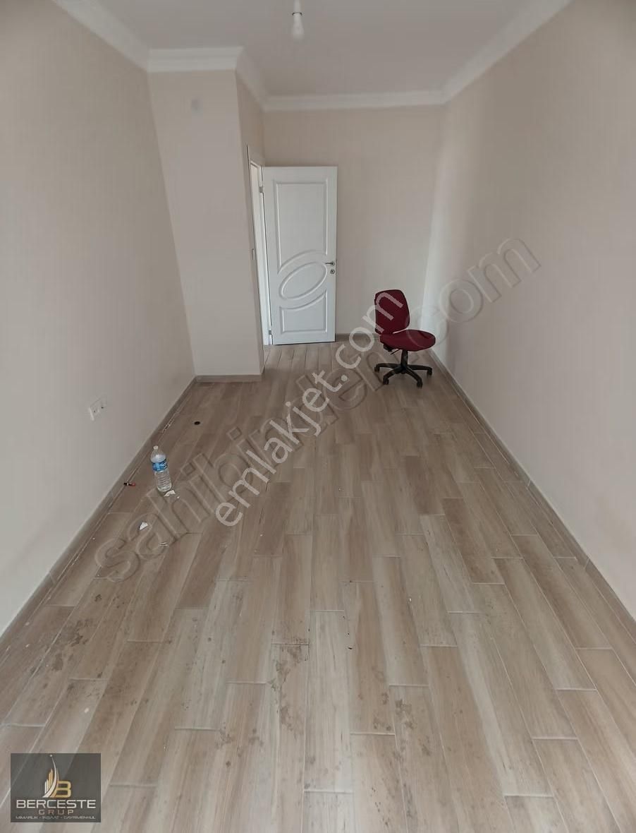 Emek Fsm Mahallesinde Kiralık Merkezi 2+1 Daire - Görsel 2
