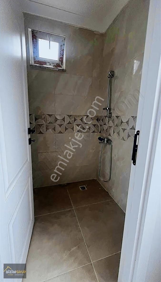 Sultanbeyli Adil Mahallesi 3+1 Satılık Daire Ebeveyn Banyolu - Görsel 16