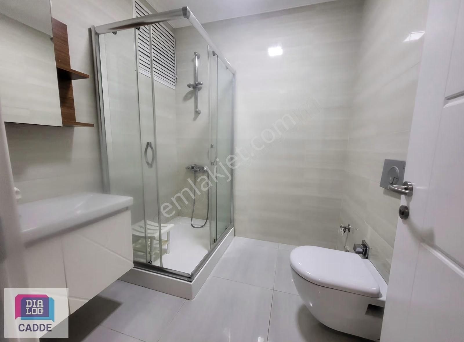 Kadıköy Kozyatagı Kocayol Cad.de Otoparklı 2+1 Kiralık Daire - Görsel 6