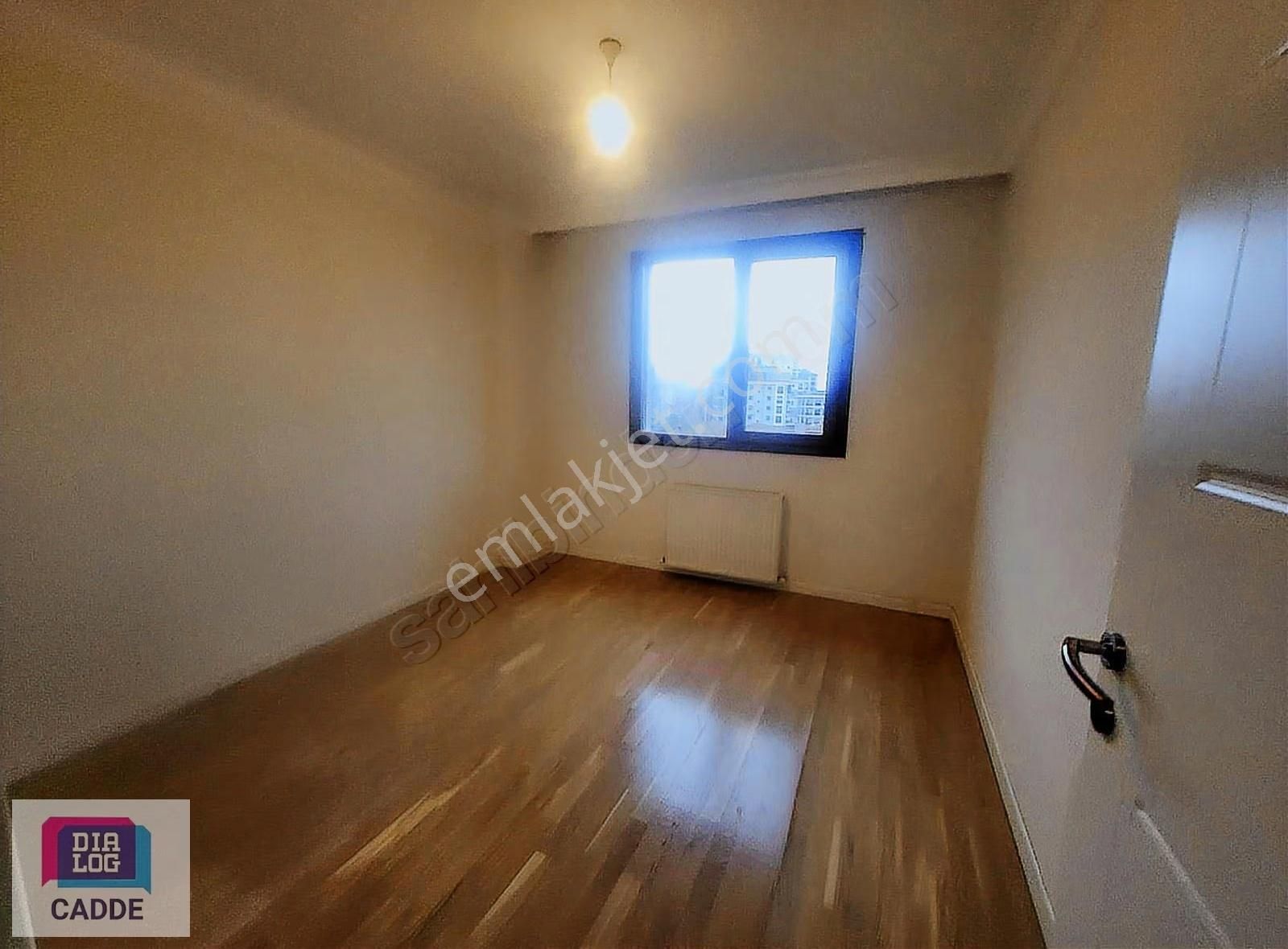 Kadıköy Kozyatagı Kocayol Cad.de Otoparklı 2+1 Kiralık Daire - Görsel 32