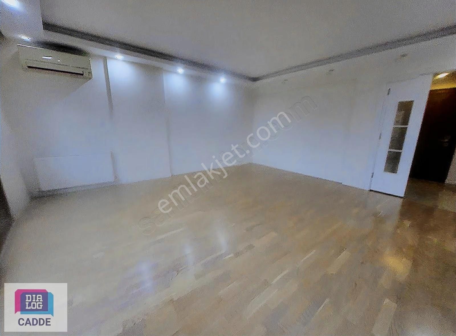 Kadıköy Kozyatagı Kocayol Cad.de Otoparklı 2+1 Kiralık Daire - Görsel 10