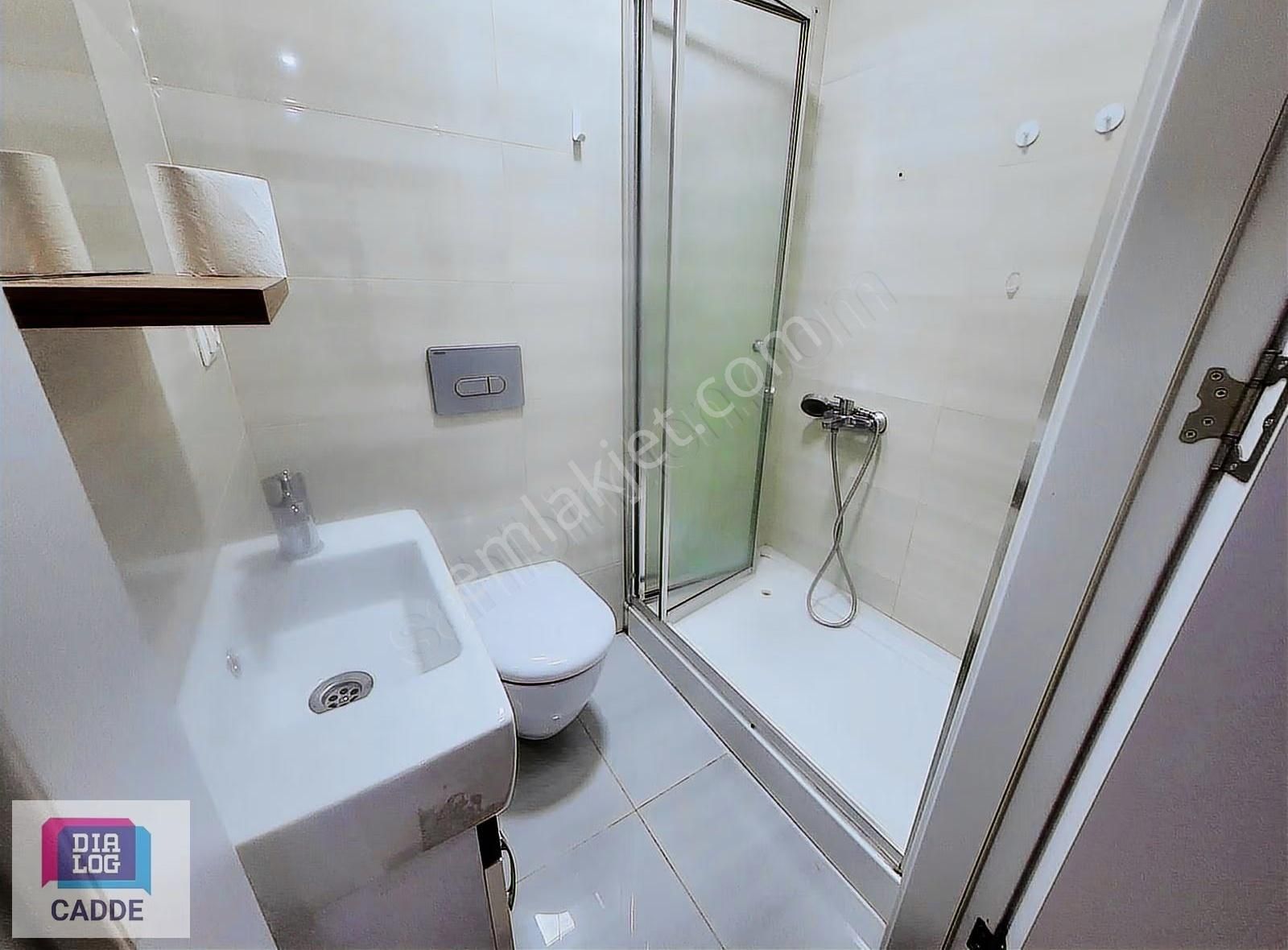 Kadıköy Kozyatagı Kocayol Cad.de Otoparklı 2+1 Kiralık Daire - Görsel 5