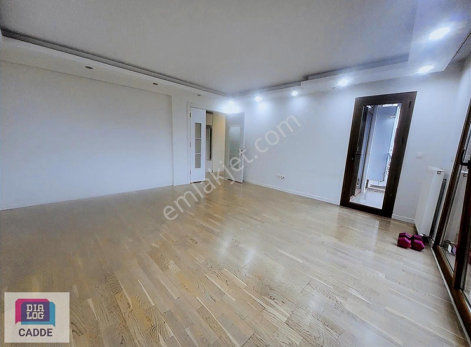 Kadıköy Kozyatagı Kocayol Cad.de Otoparklı 2+1 Kiralık Daire - Görsel 20