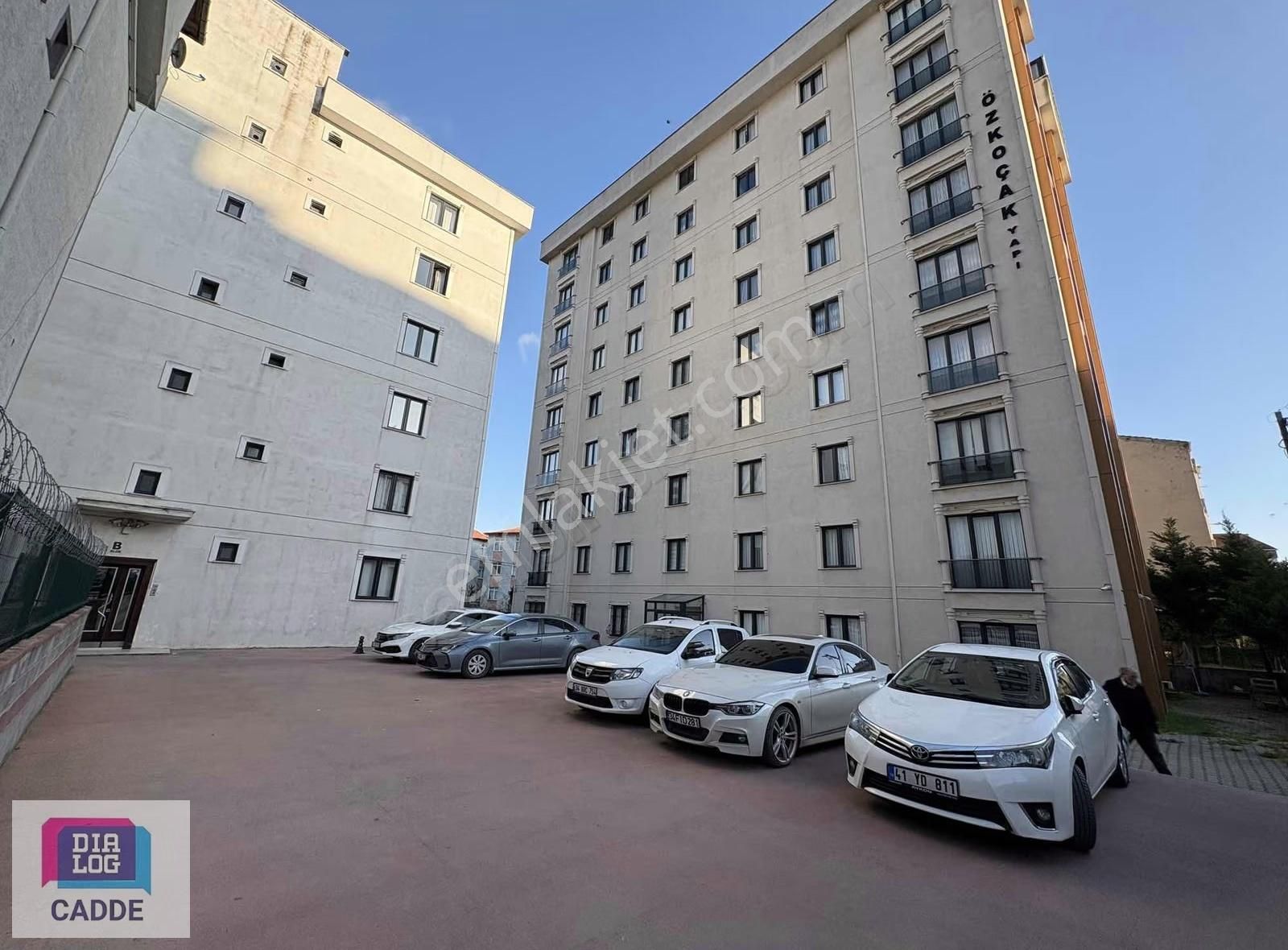 Pendik Kavakpınar' Da Site Konseptli 2+1 İskanlı Satılık Daire - Görsel 4