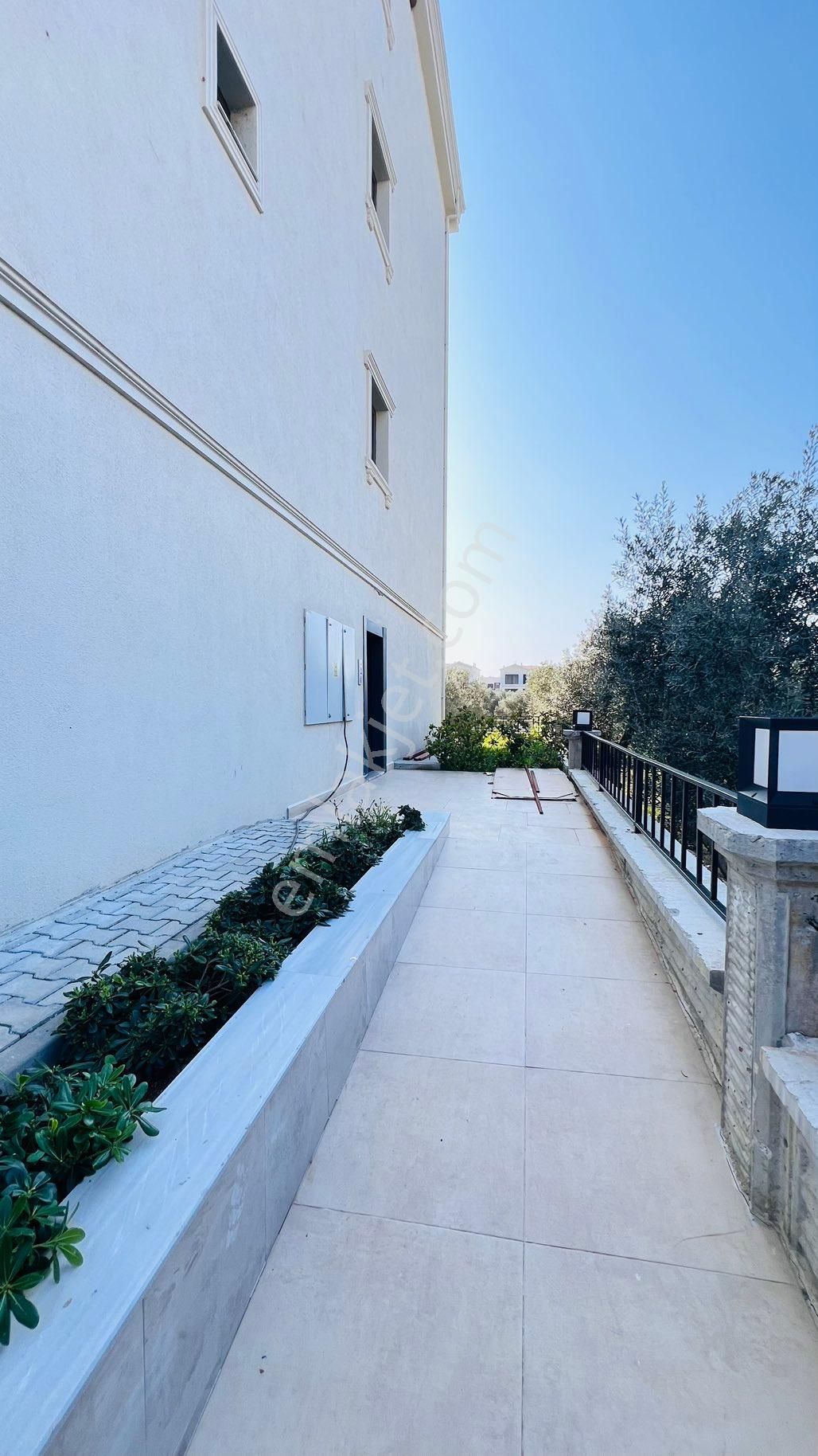 Kuşadası Davutlar Da Satılık 1+1 Daire - Görsel 16