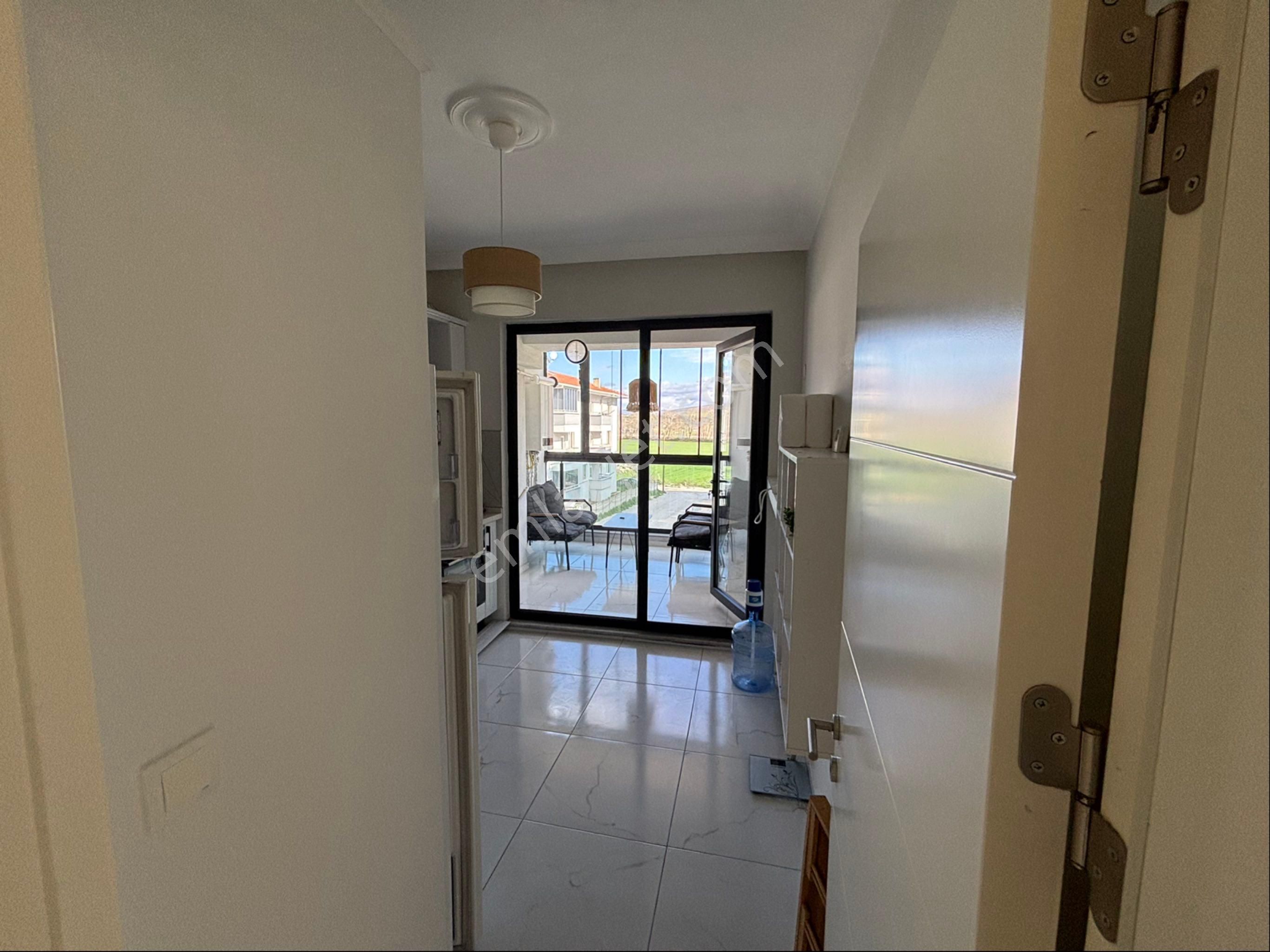 Biga-çan Caddesi Üzerin'de Ön Cephe Satılık 3+1 Modern Daire - Görsel 12