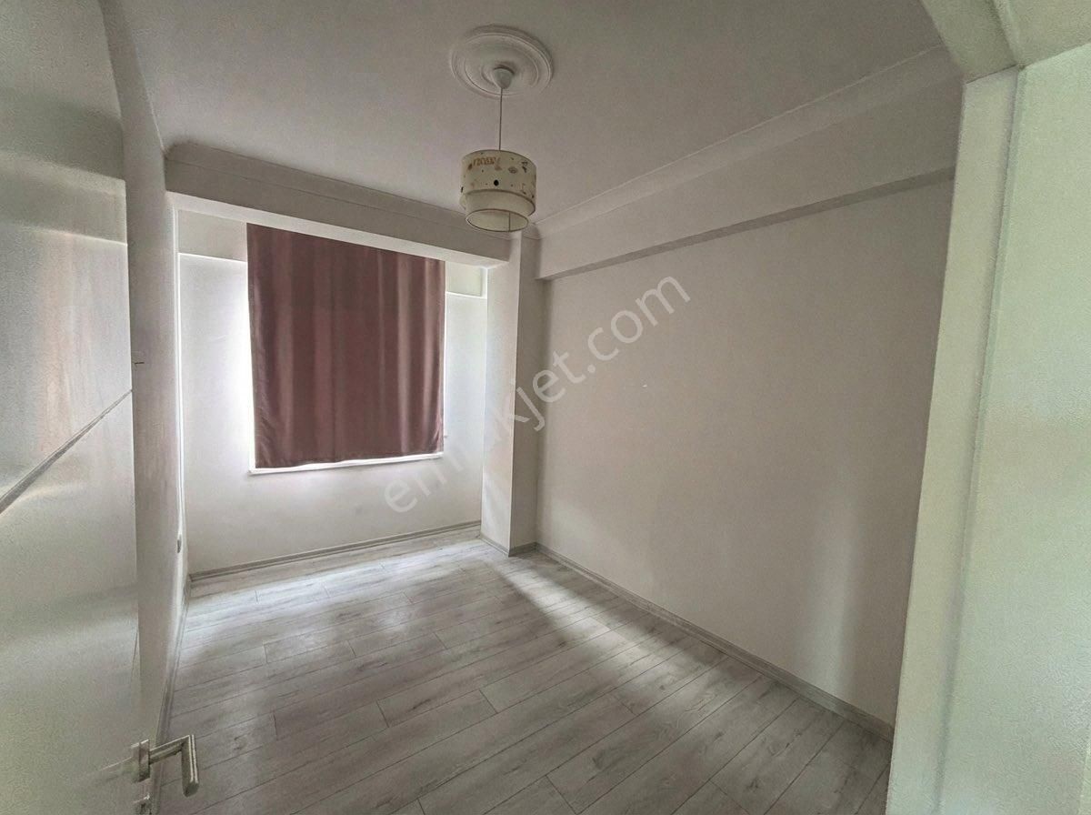 Biga-çan Caddesi Üzerin'de Ön Cephe Satılık 3+1 Modern Daire - Görsel 18